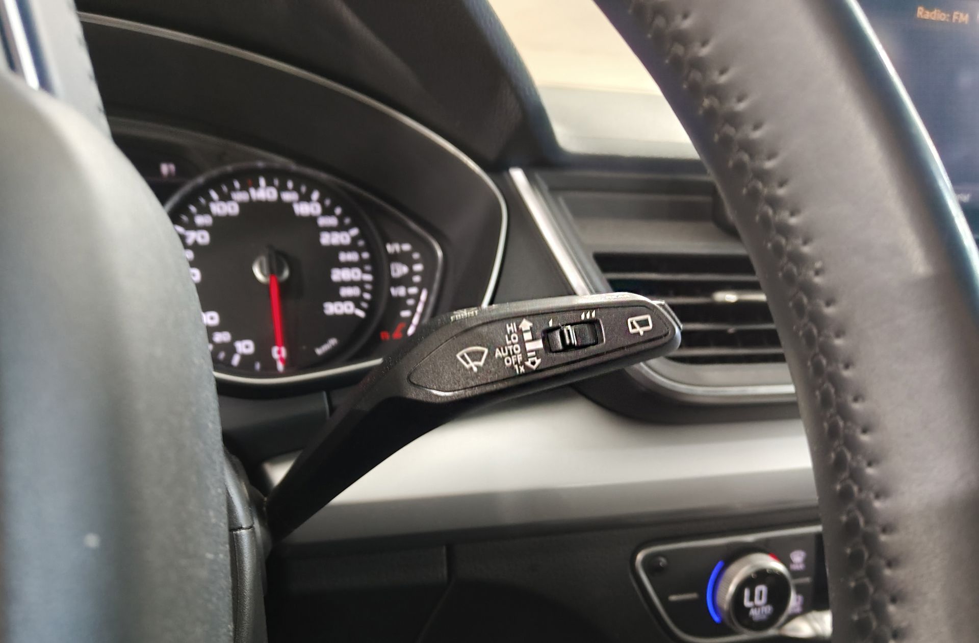 Audi Q5 Advanced 2.0 TDI - foto 29