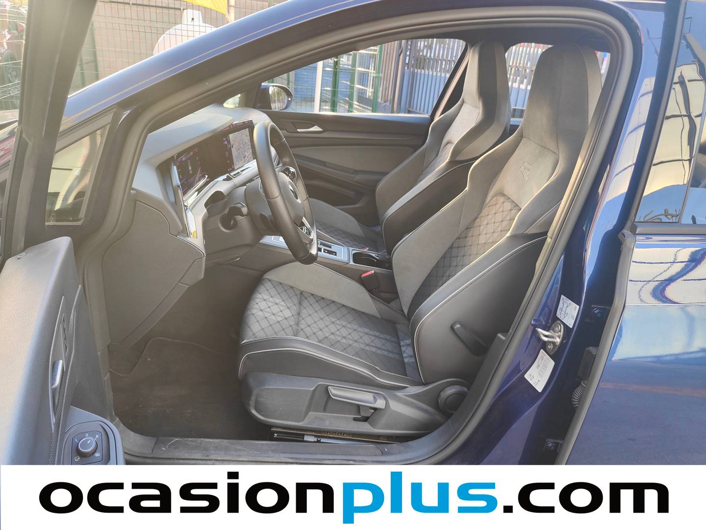 Foto asientos delanteros Volkswagen Golf Volkswagen Golf R-Line 1.5 eTSI (150 CV) DSG