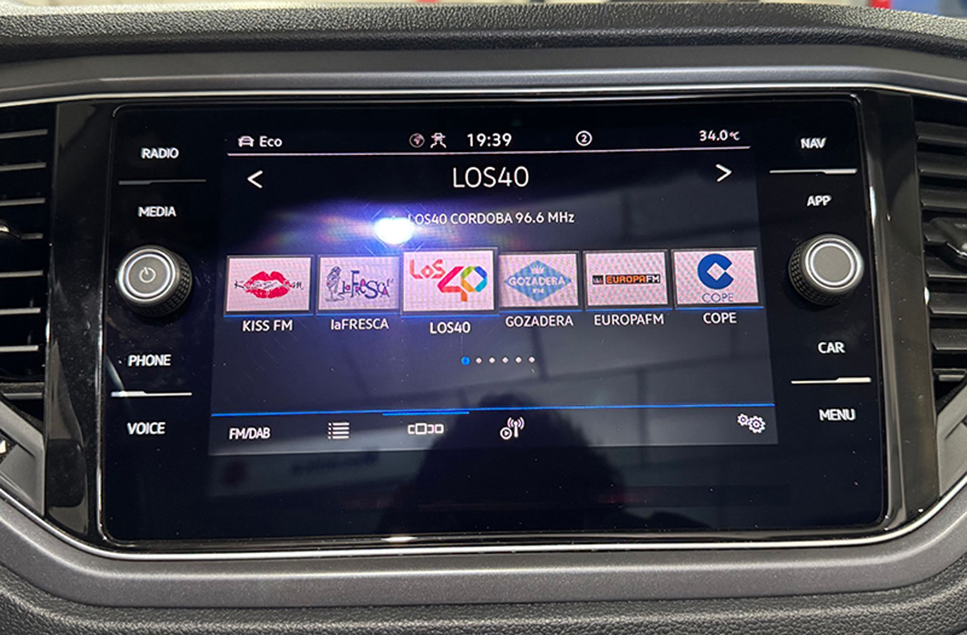 Volkswagen T-Roc Cabrio R-Line 1.5 TSI - foto 34