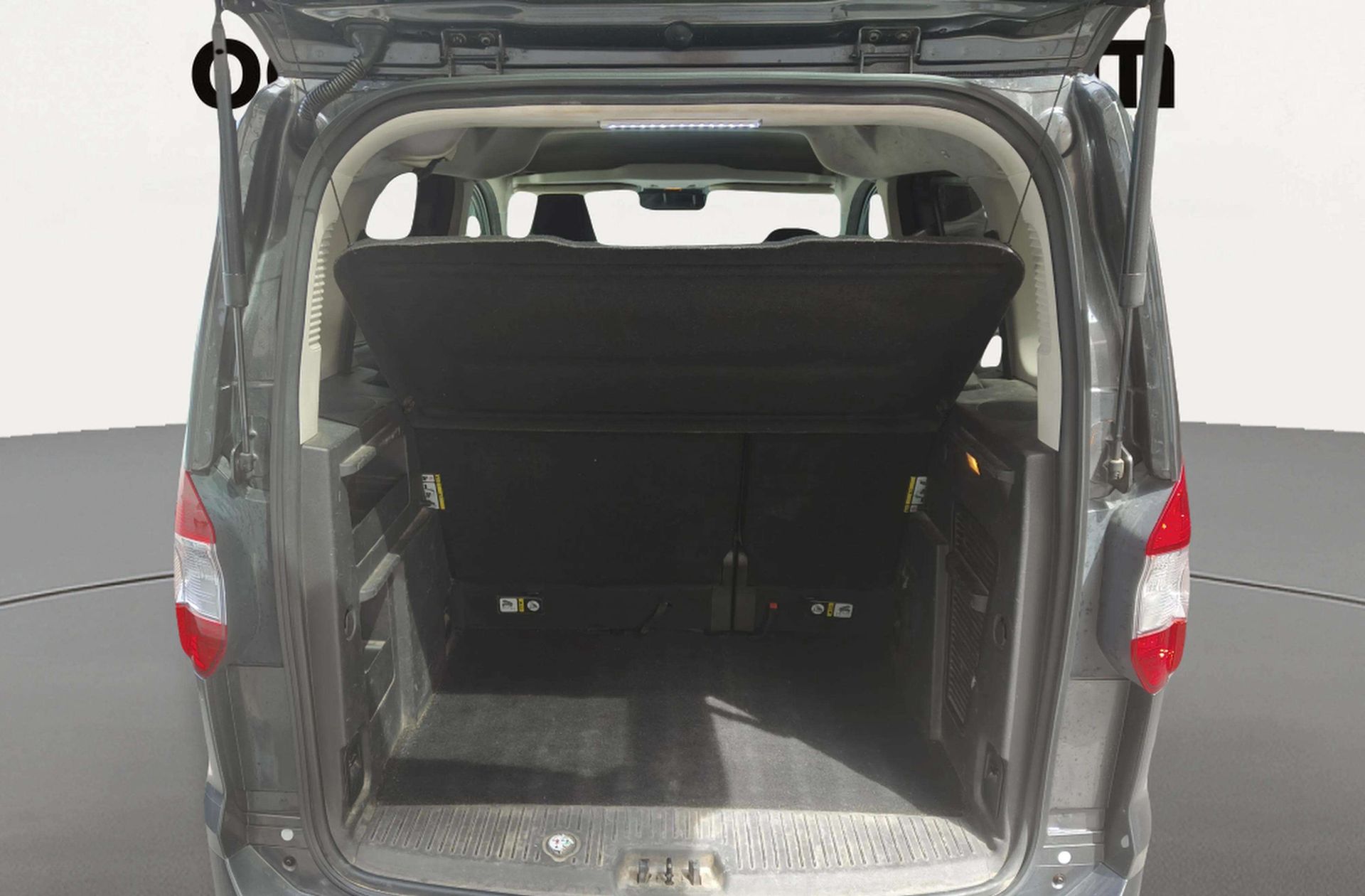 Ford Tourneo Courier 1.0 EcoBoost Titanium - foto 12
