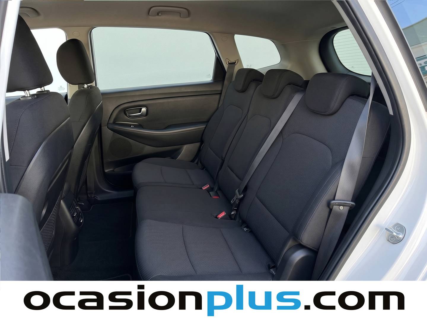 Foto asientos traseros KIA Carens KIA Carens 1.6 GDi Eco-Dynamic x-Tech (135 CV)