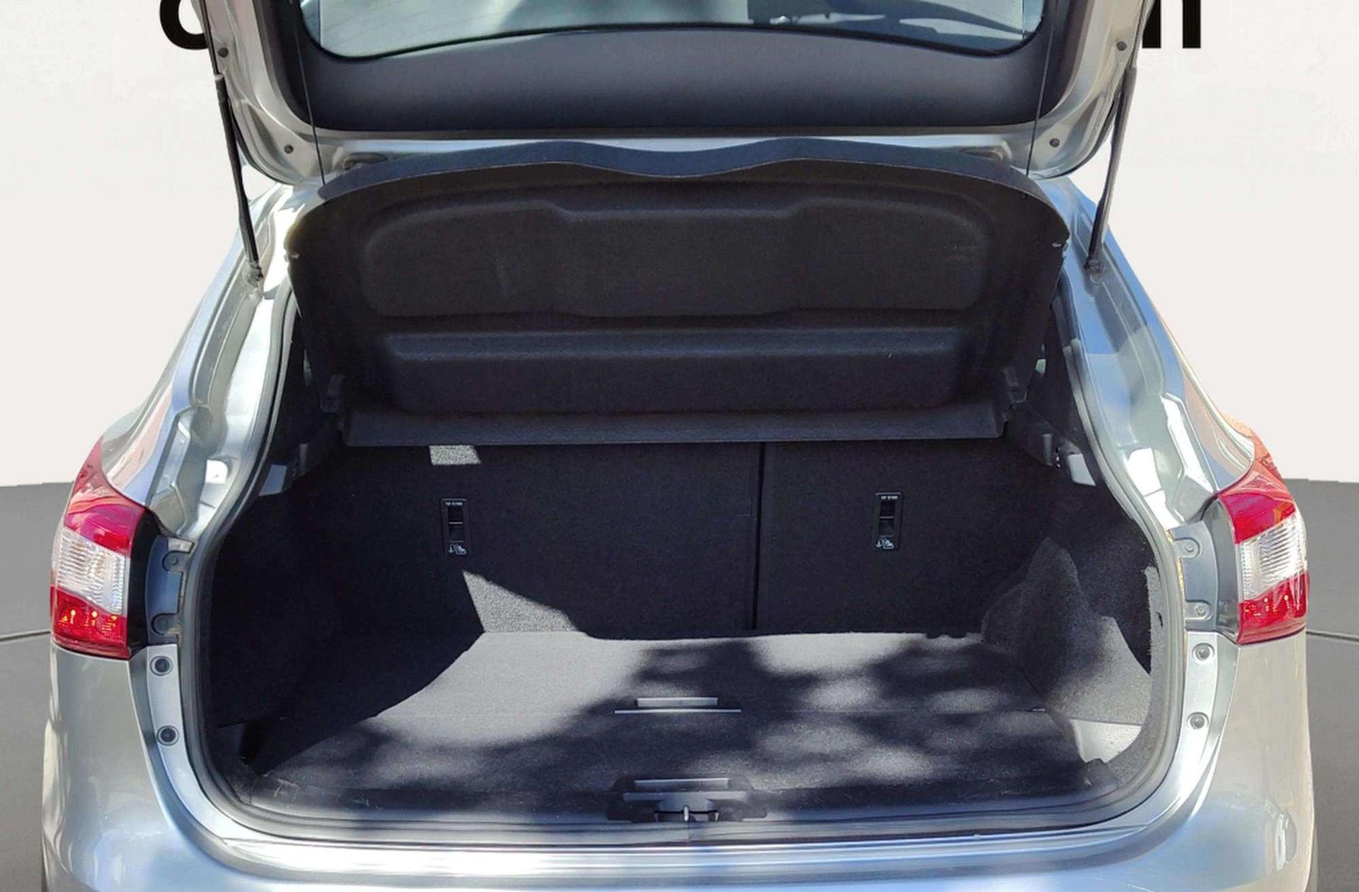 Nissan Qashqai DIG-T 115 Acenta 4x2 XTronic - foto 13