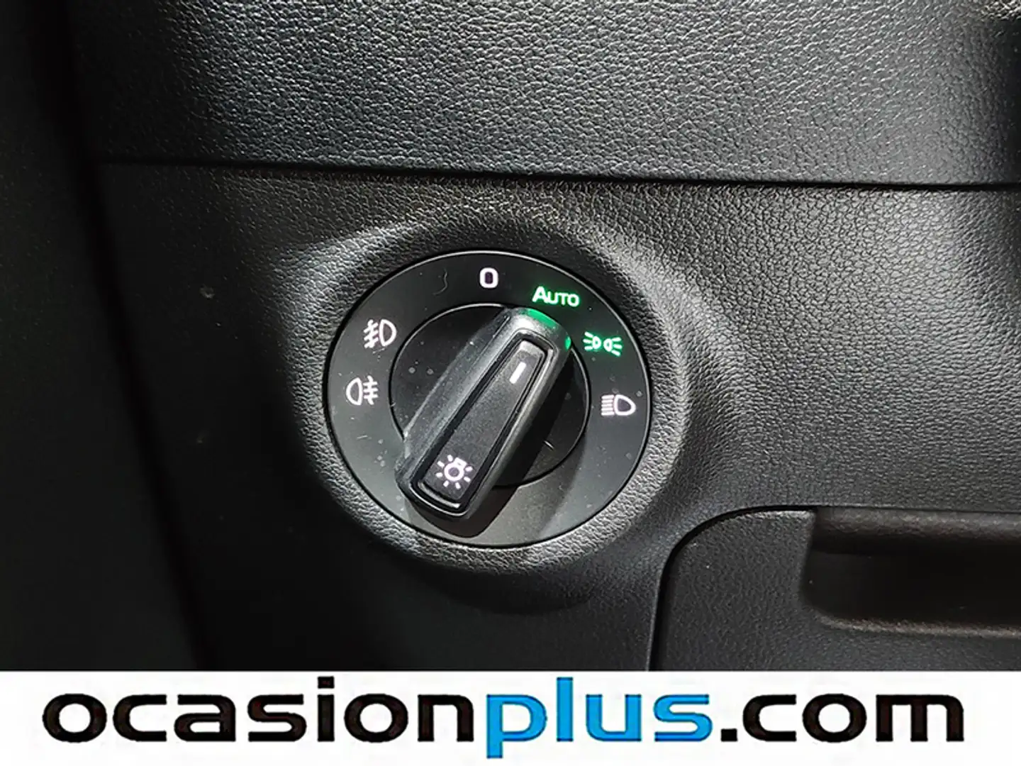 Foto Skoda Karoq Skoda Karoq 1.0 TSI Ambition (110 CV)