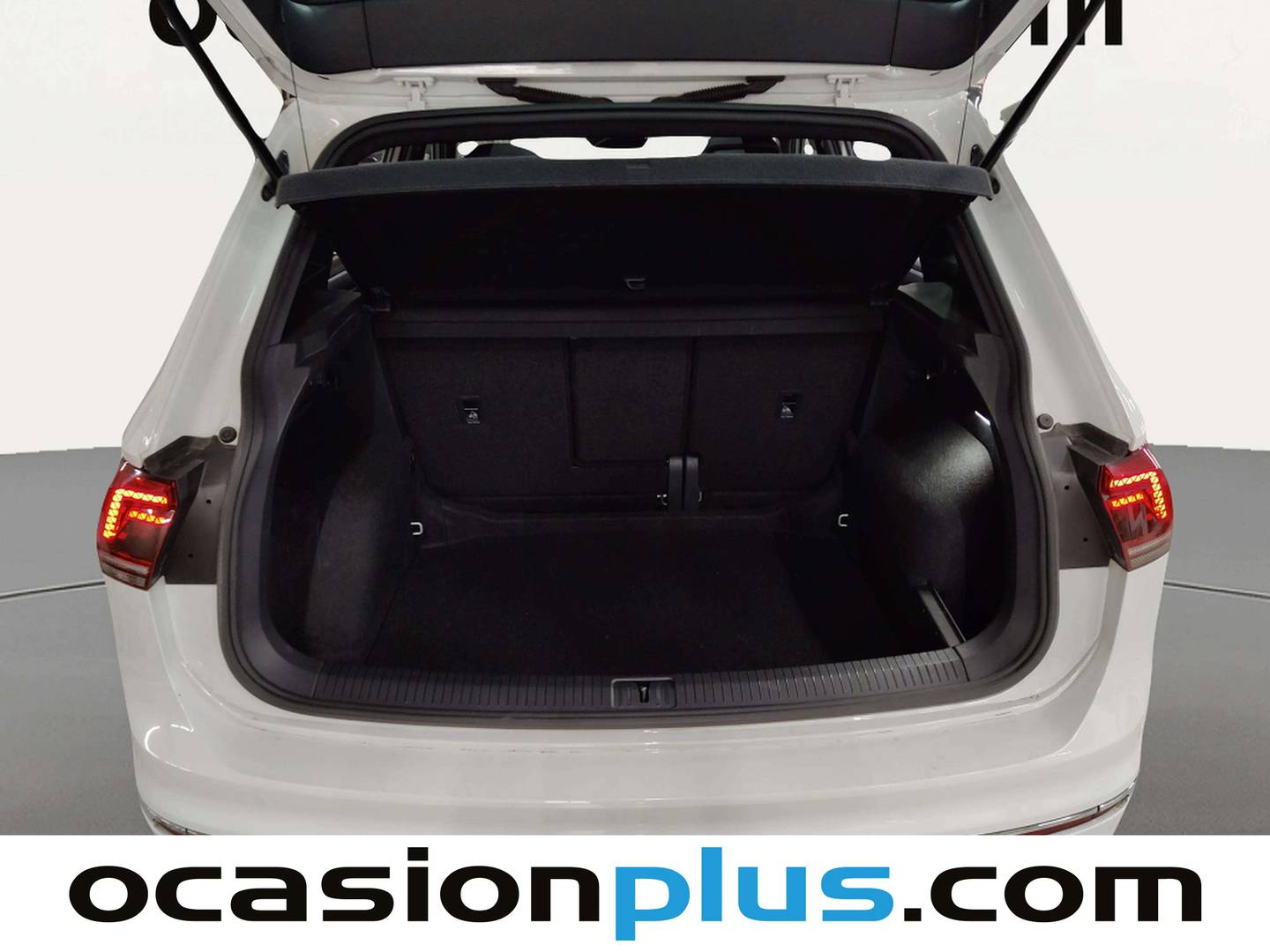 Fotos maletero Volkswagen Tiguan Volkswagen Tiguan Sport 2.0 TDI (150 CV) DSG Pack R-line