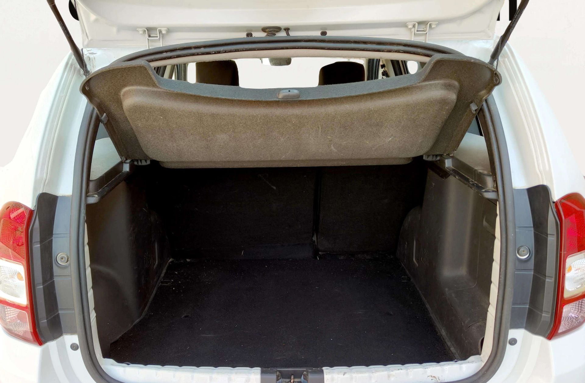 Dacia Duster Laureate TCe 4x2 - foto 11