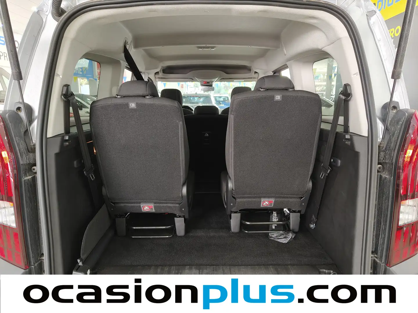 Foto Peugeot Rifter Peugeot Rifter BlueHDi 130 GT Long EAT8 (130 CV) 7 Plazas