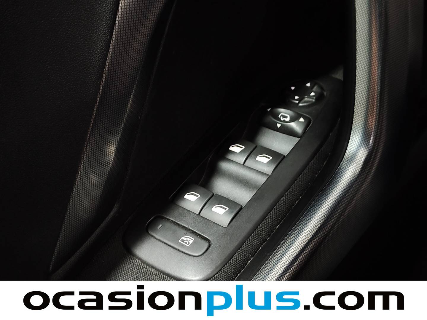 Foto Peugeot 2008 Peugeot 2008 PureTech 130 S&S Allure (130 CV)