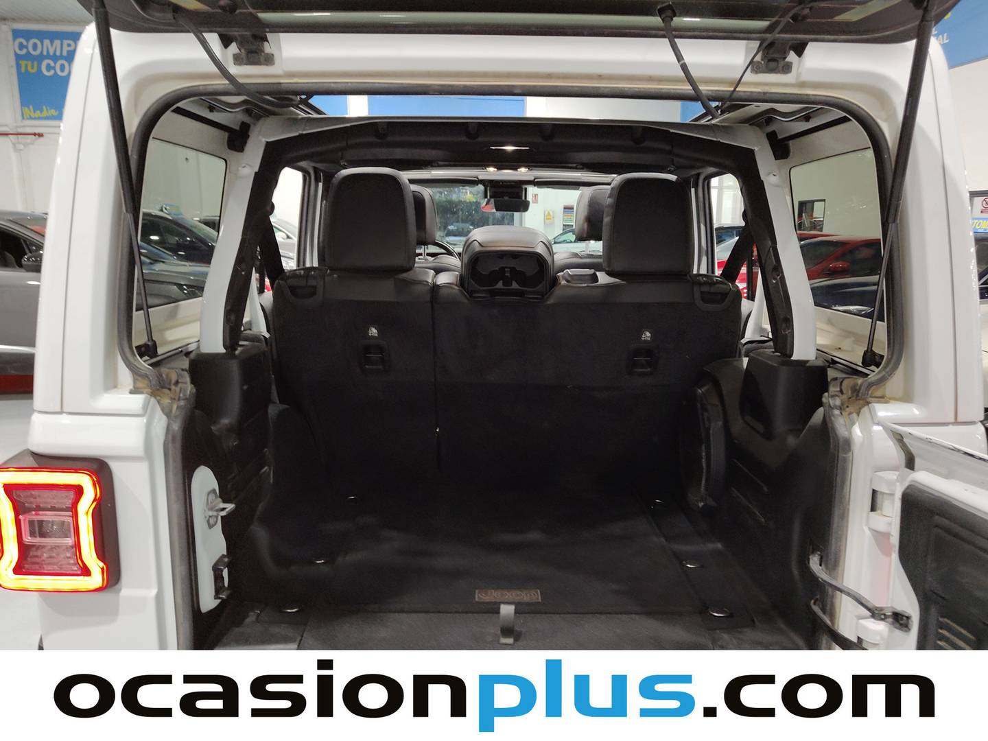 Foto Jeep Wrangler Jeep Wrangler 2.0T Rubicon 8ATX (270 CV)