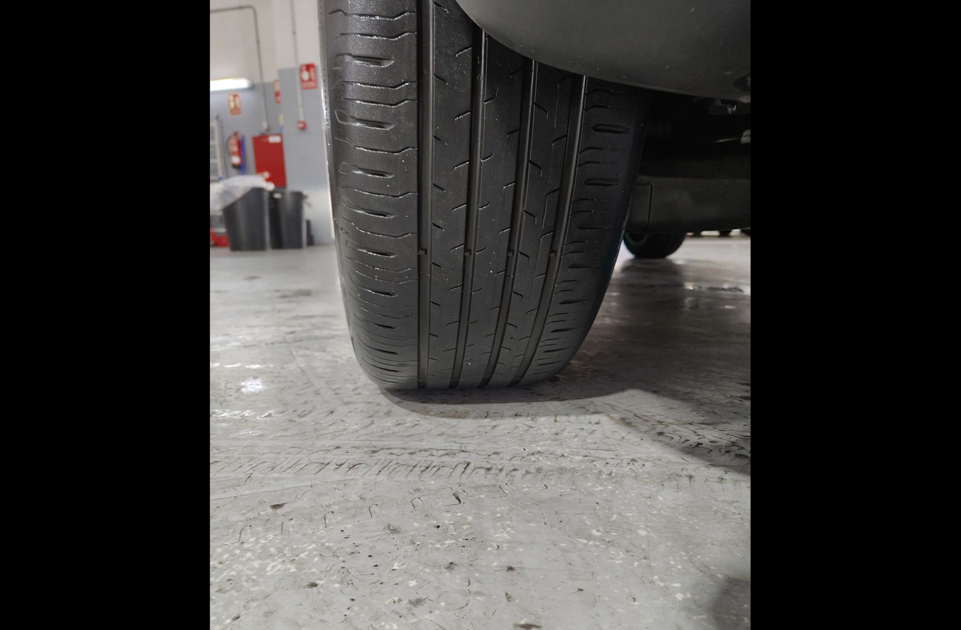 Mercedes-Benz EQA 300 4Matic Pack AMG - foto 34