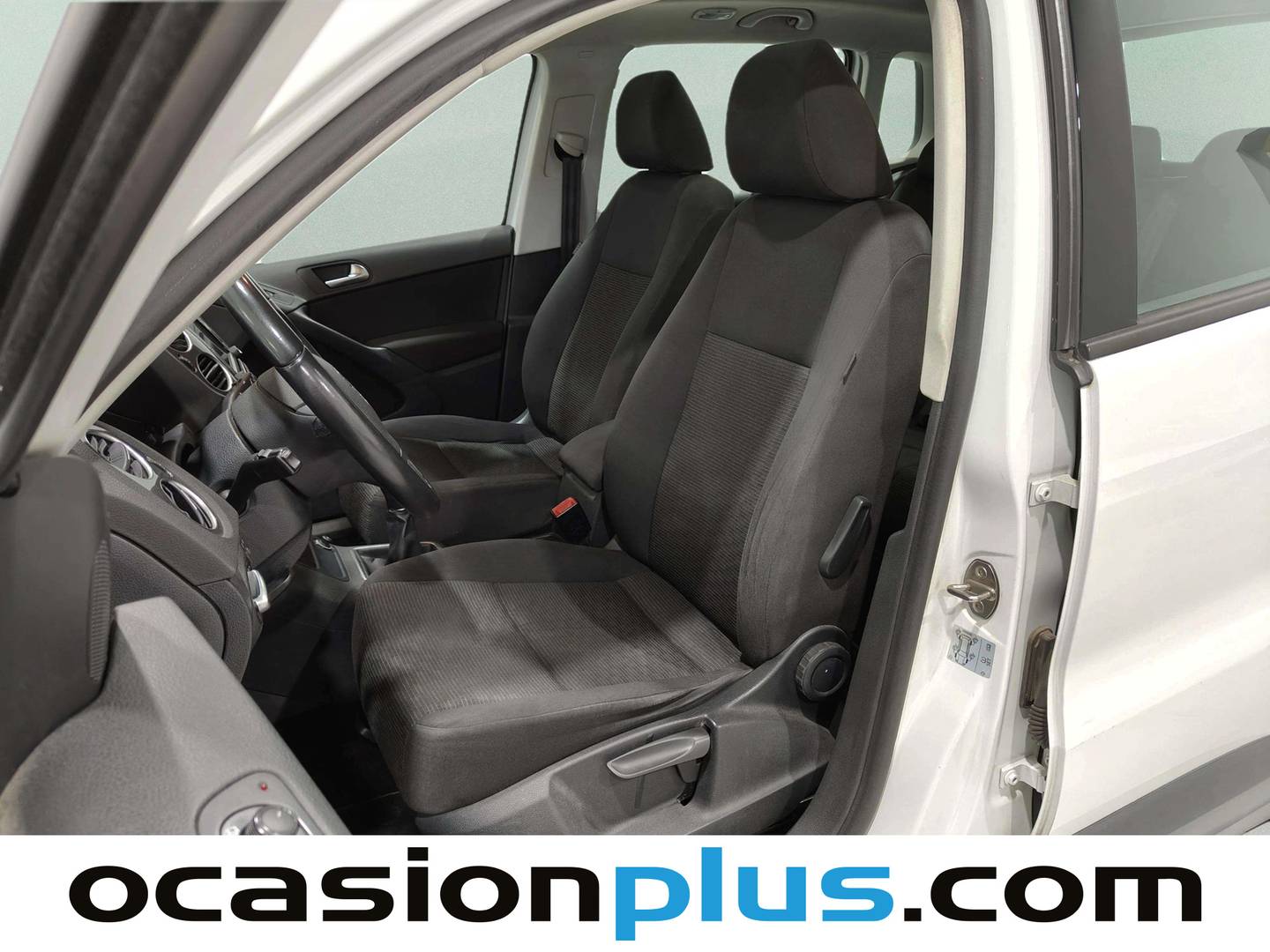Foto asientos delanteros Volkswagen Tiguan Volkswagen Tiguan T1 2.0 TDI BMT 4x2 (110 CV)
