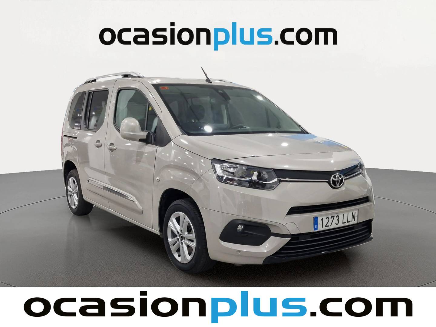 Foto delantera Toyota Proace City Verso Toyota Proace City Verso 1.5D Family Active L1 Auto (131 CV) derecha