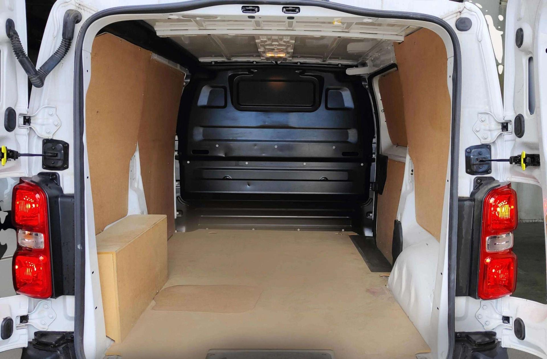 Fiat Scudo Furgon 1.5 BlueHDi L2 - foto 13