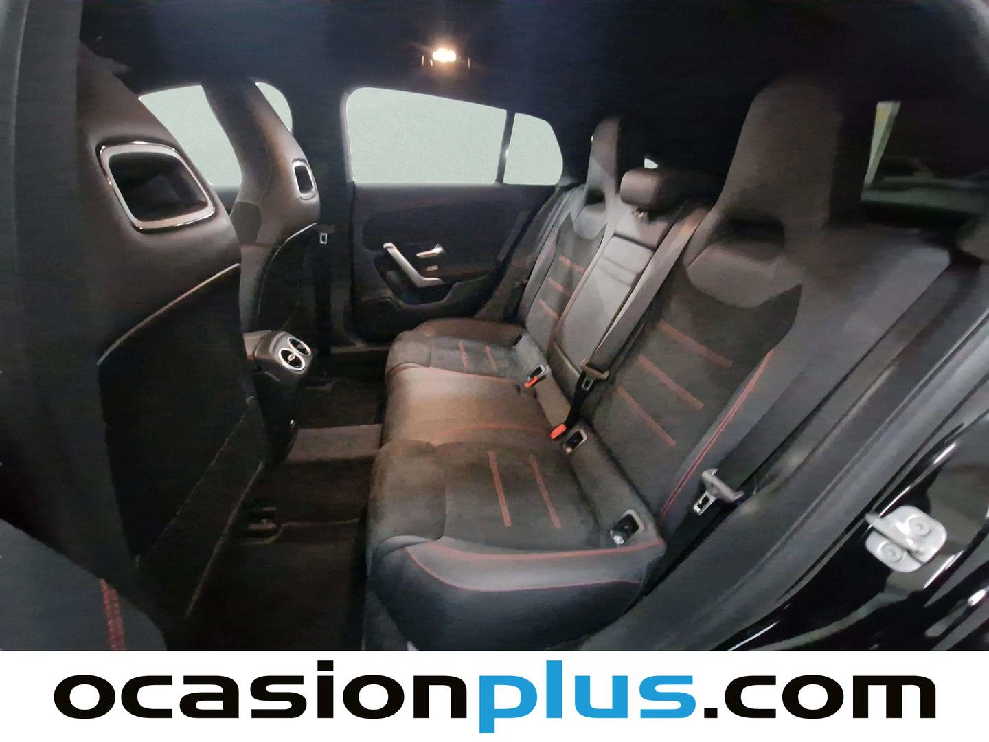 Foto asientos traseros Mercedes CLA Mercedes-Benz CLA Shooting Brake Shooting Brake CLA 200 d (150 CV)