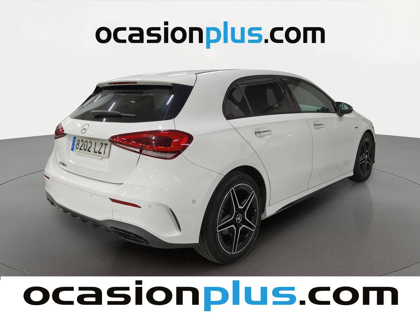 Foto trasera Mercedes Clase A Mercedes Clase A 180 d (116 CV) derecha