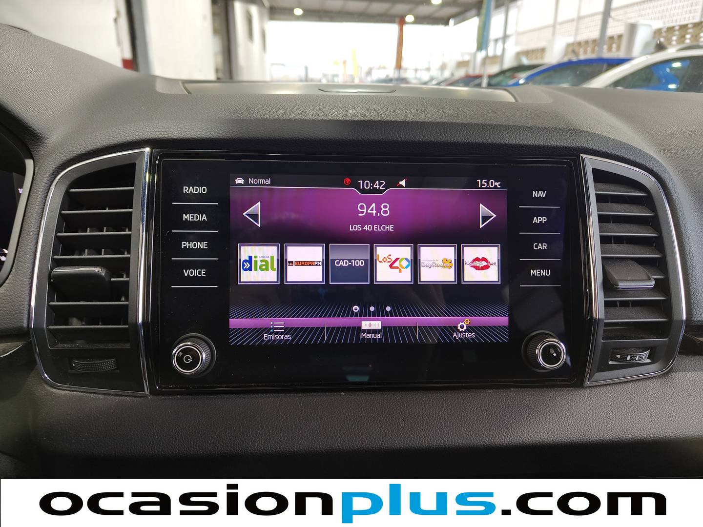 Foto Skoda Karoq Skoda Karoq 1.5 TSI Sportline  (150 CV)