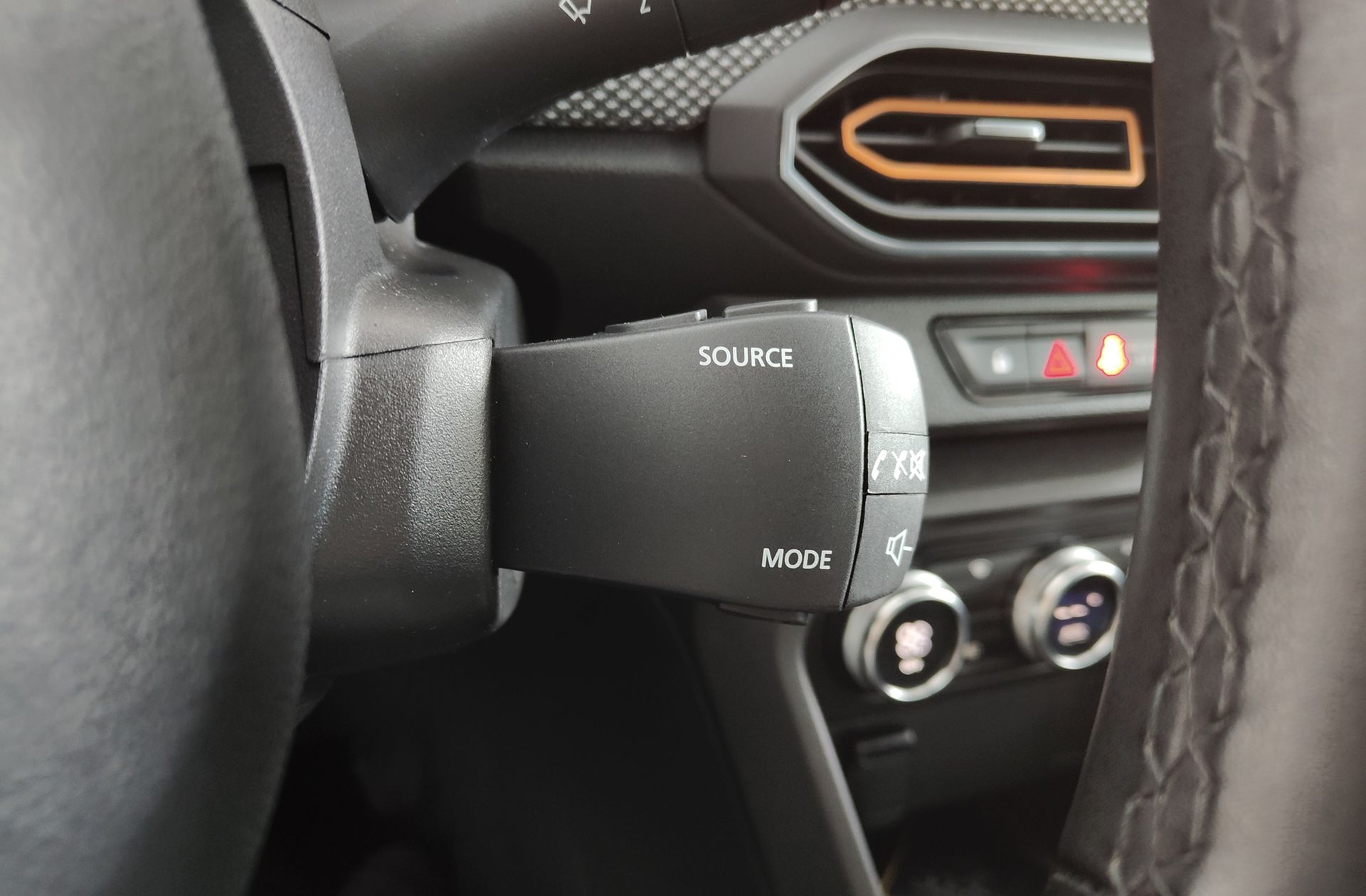 Dacia Sandero Stepway Comfort TCe - foto 26