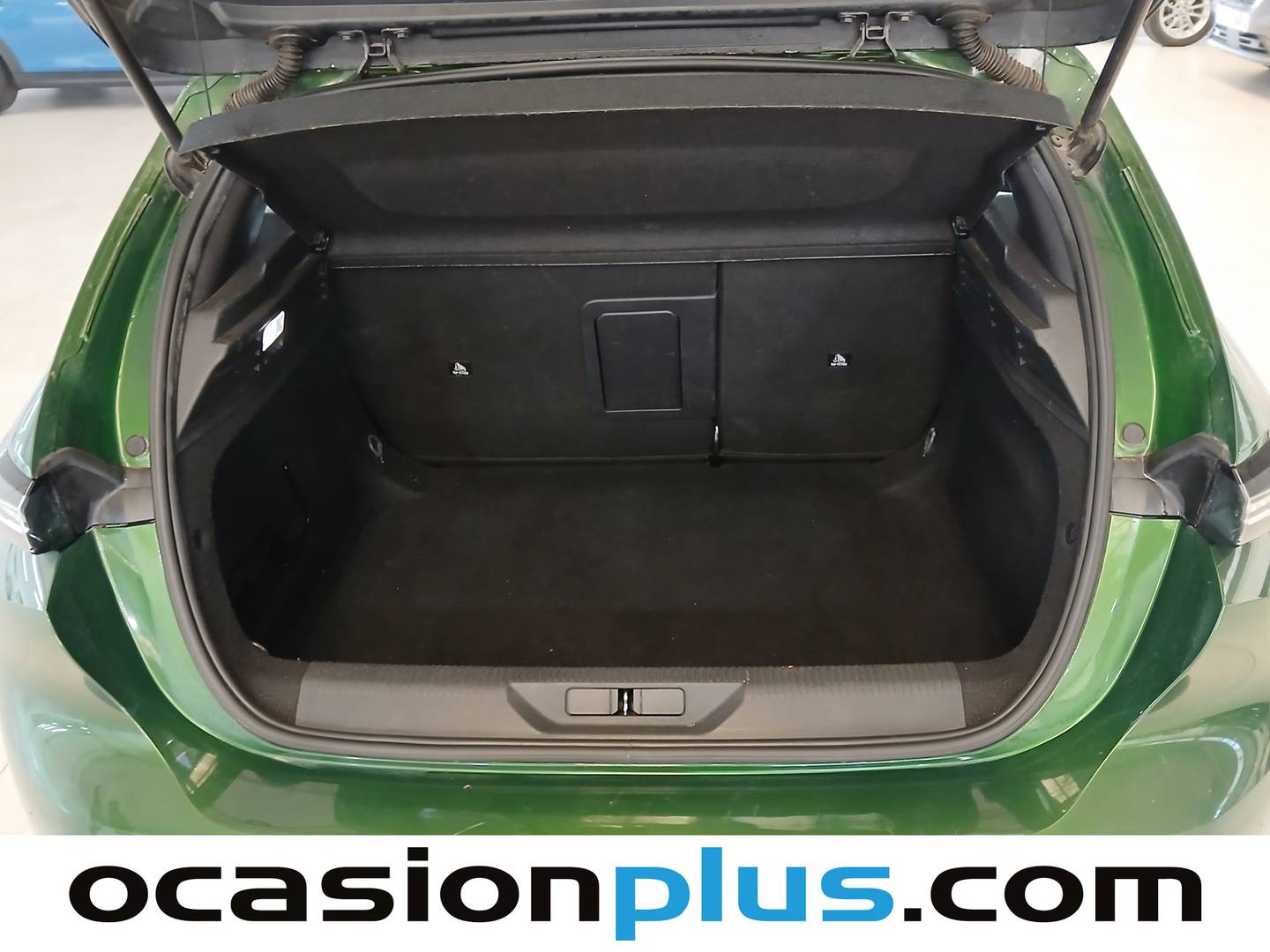 Foto Peugeot 308 Peugeot 308 PureTech 130 S&S Allure Pack EAT8 (130 CV)