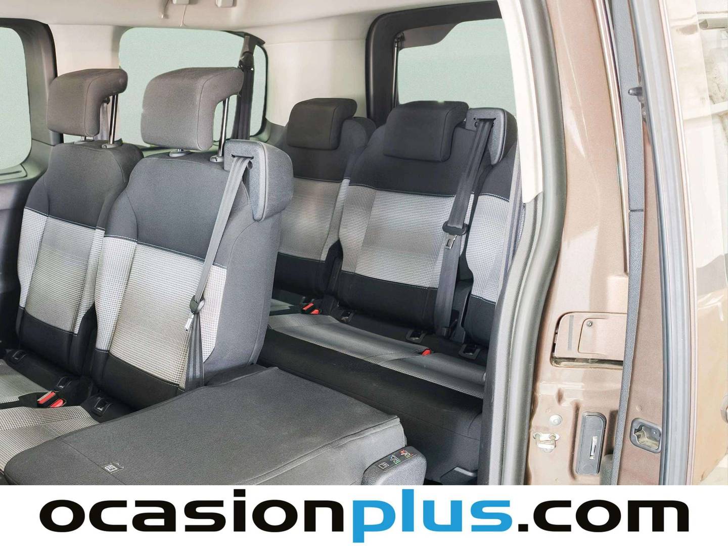 Extras y acabados del Citroën Spacetourer Citroën Spacetourer BlueHDi 150 S&S Feel Talla M 8 Plazas  (150 CV)