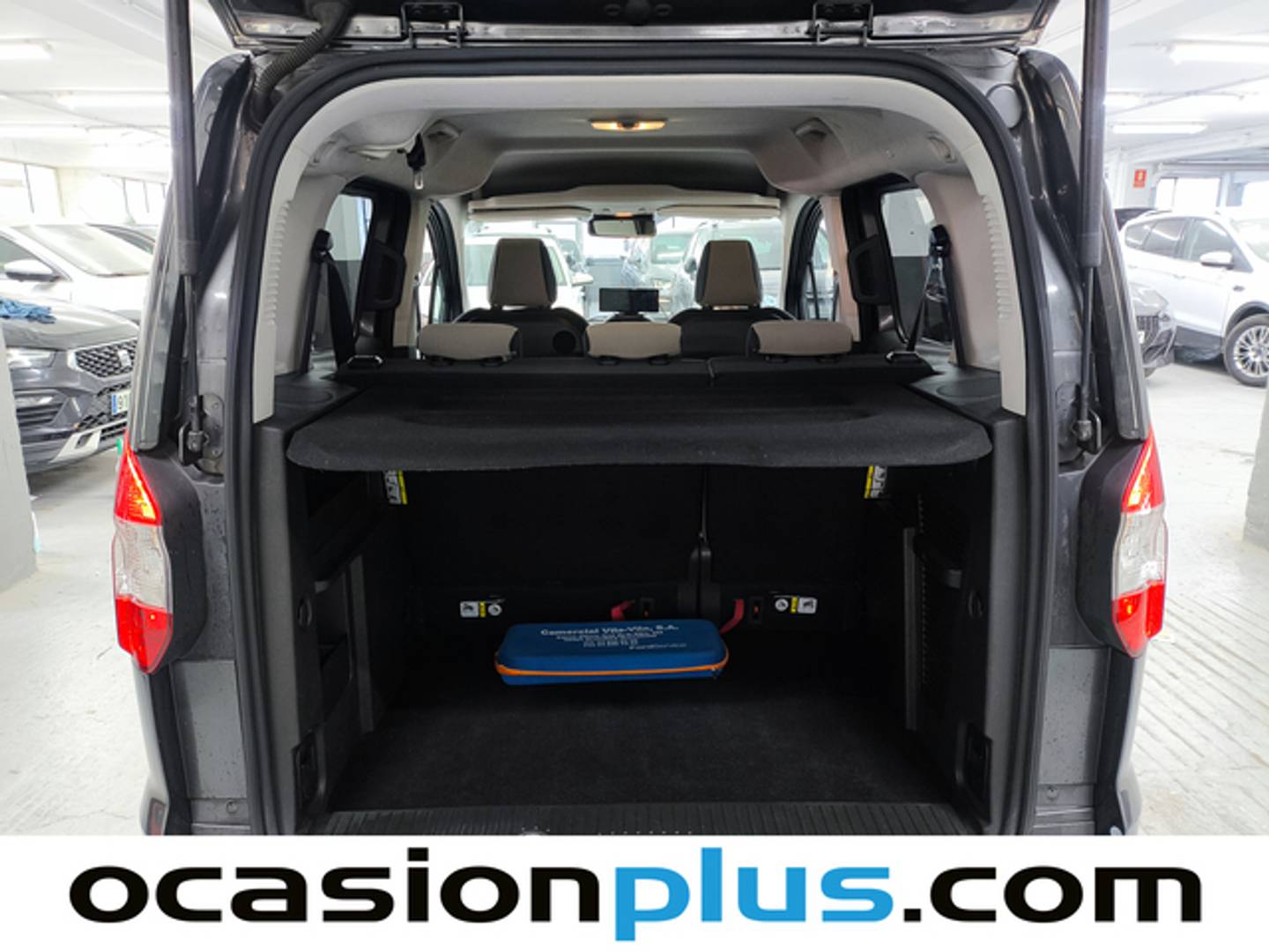 Foto Ford Tourneo Courier Ford Tourneo Courier 1.0 EcoBoost Titanium (100 CV)