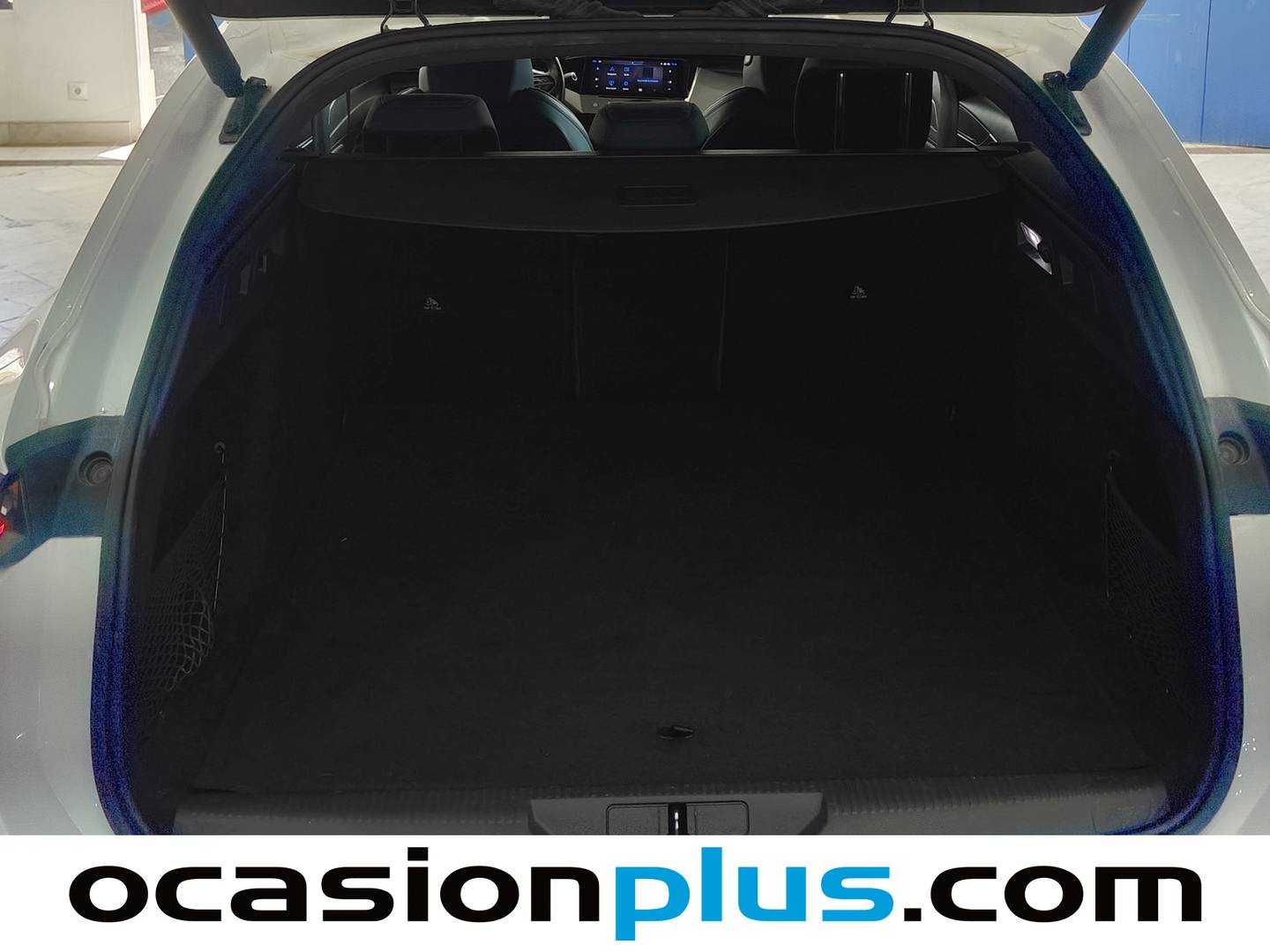Fotos maletero Peugeot 308 Peugeot 308 SW SW Hybrid 180 GT Pack eEAT8 (180 CV)
