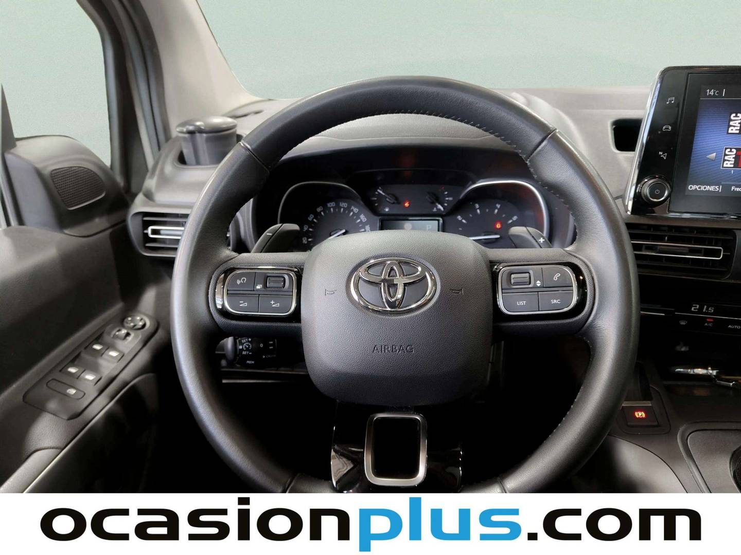 Foto Toyota Proace City Verso Toyota Proace City Verso 1.5D Family Advance L1 Auto (131 CV)