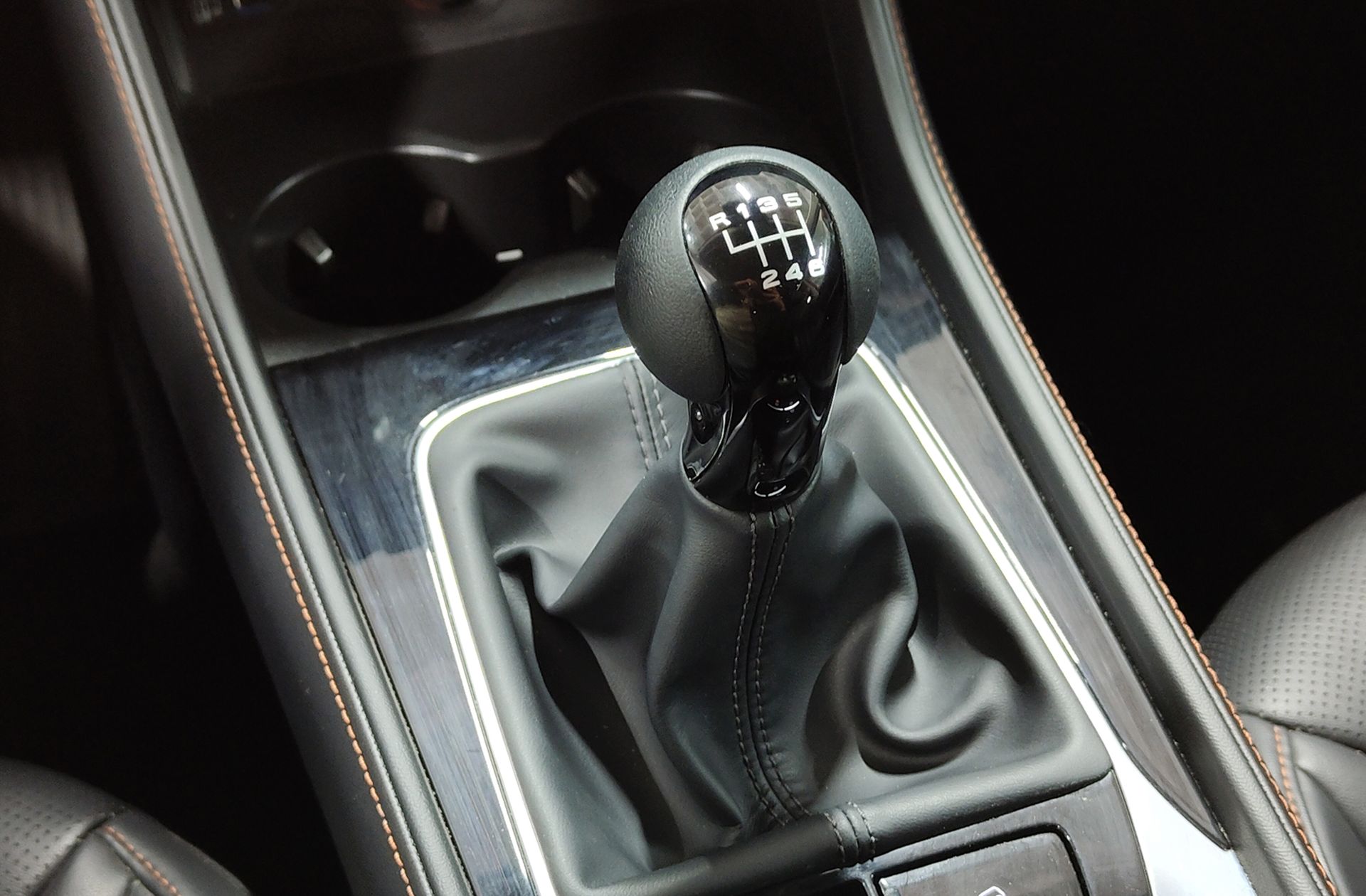 MG HS 1.5T Luxury - foto 5