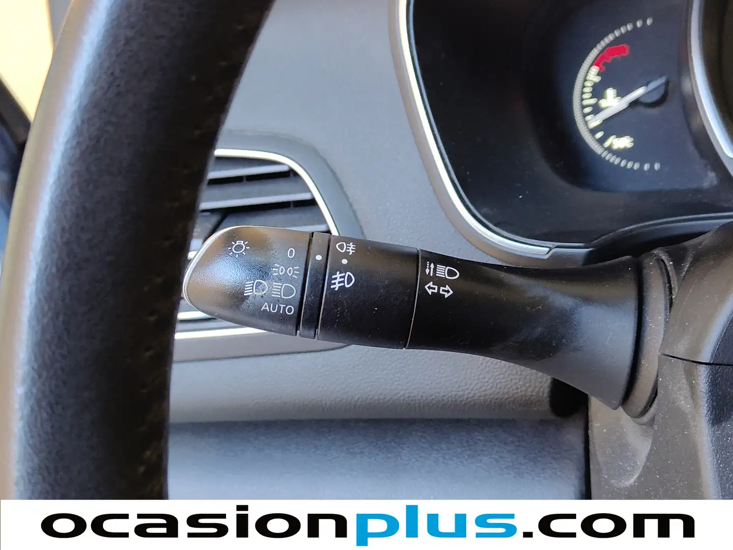 Foto Renault Mégane Renault Megane Zen Energy TCe (130 CV)