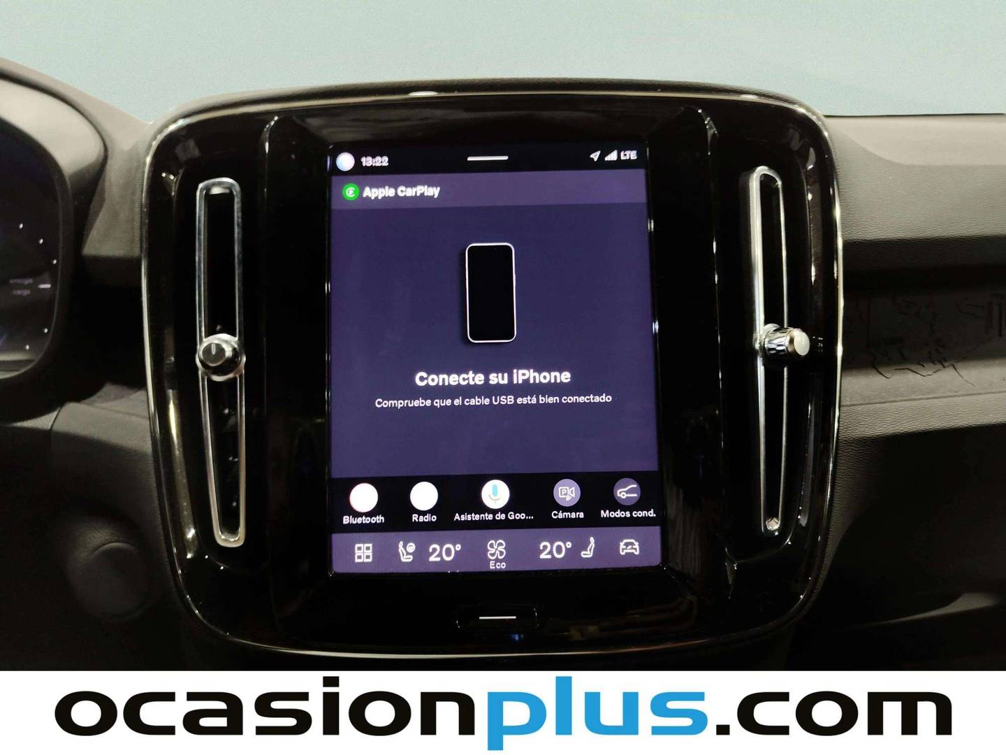 Equipamiento del Volvo XC40 Volvo XC40 Recharge Plus Auto (231 CV)