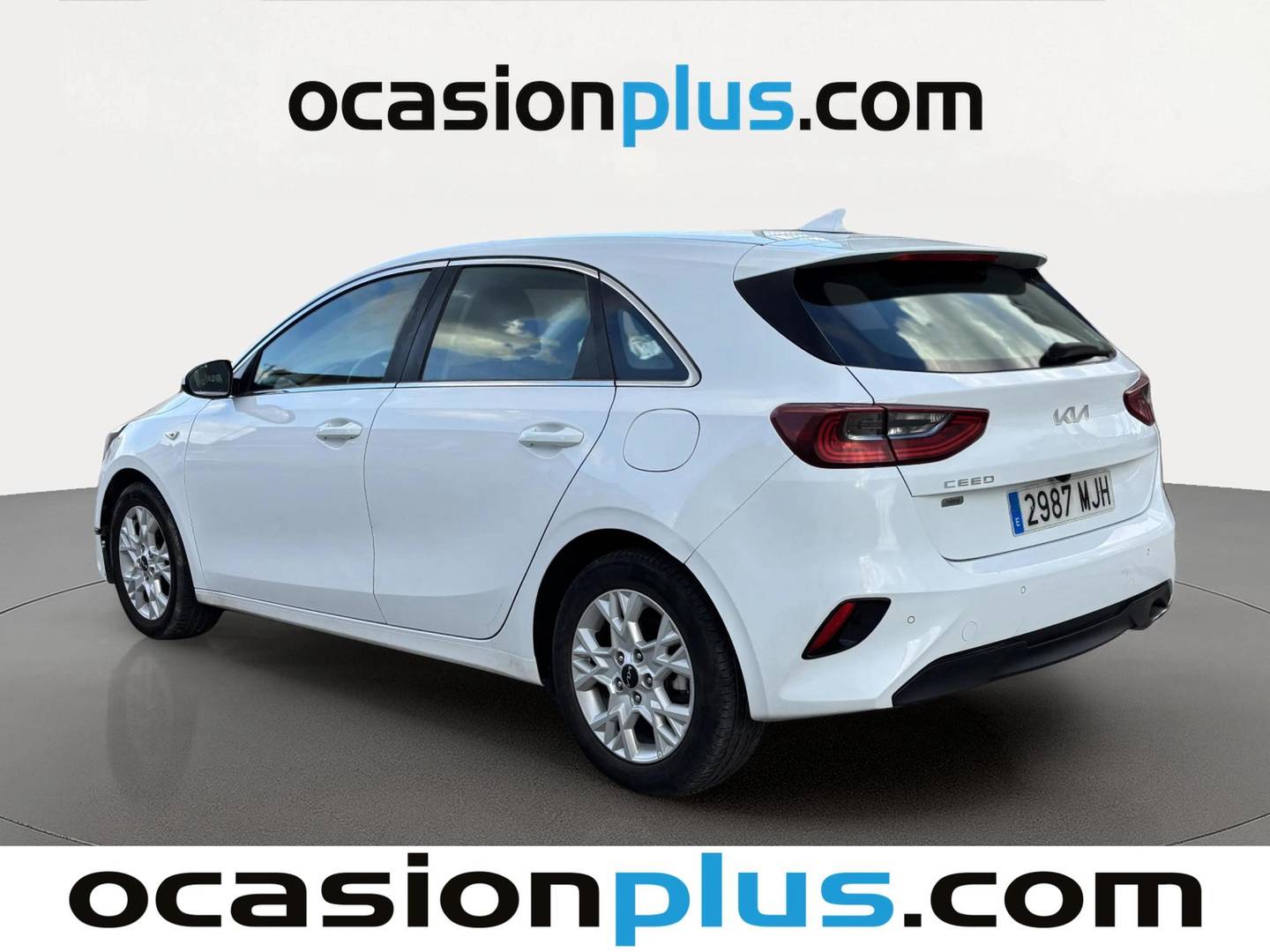 Foto trasera KIA Ceed KIA Ceed 1.6 MHEV iMT Drive (136 CV) izquierda