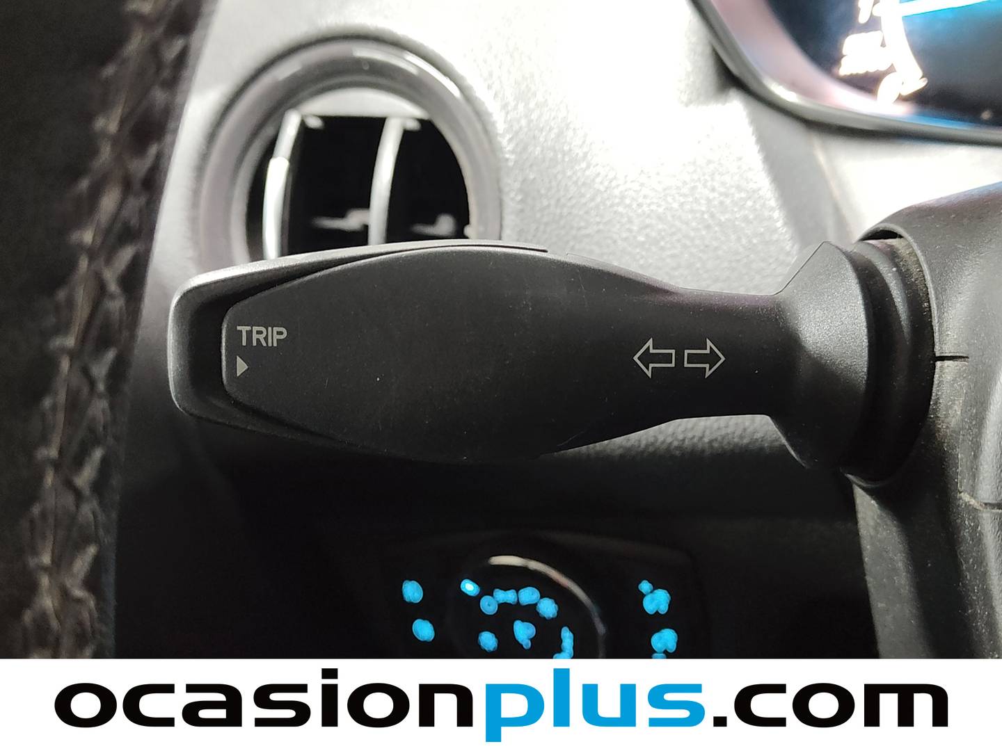 Ford Tourneo Courier Ford Tourneo Courier 1.0 EcoBoost Titanium (100 CV) de segunda mano
