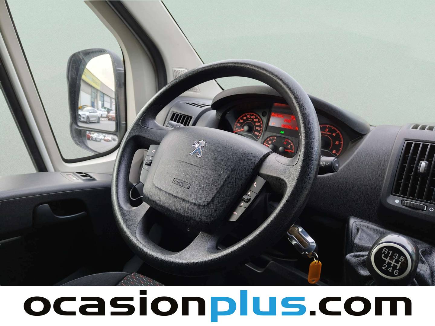 Foto Peugeot Boxer Peugeot Boxer BlueHDi 140 S&S 435 L4H3 (140 CV)