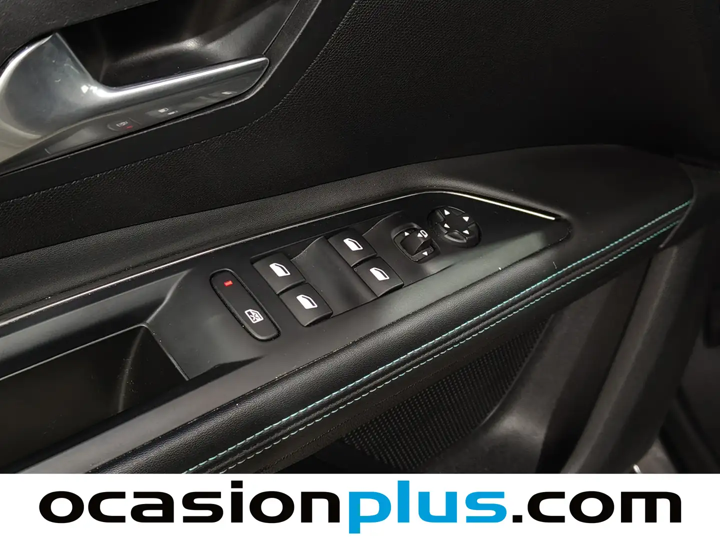 Foto Peugeot 5008 Peugeot 5008 PureTech 130 S&S Allure Pack EAT8 (130 CV) 7 Plazas