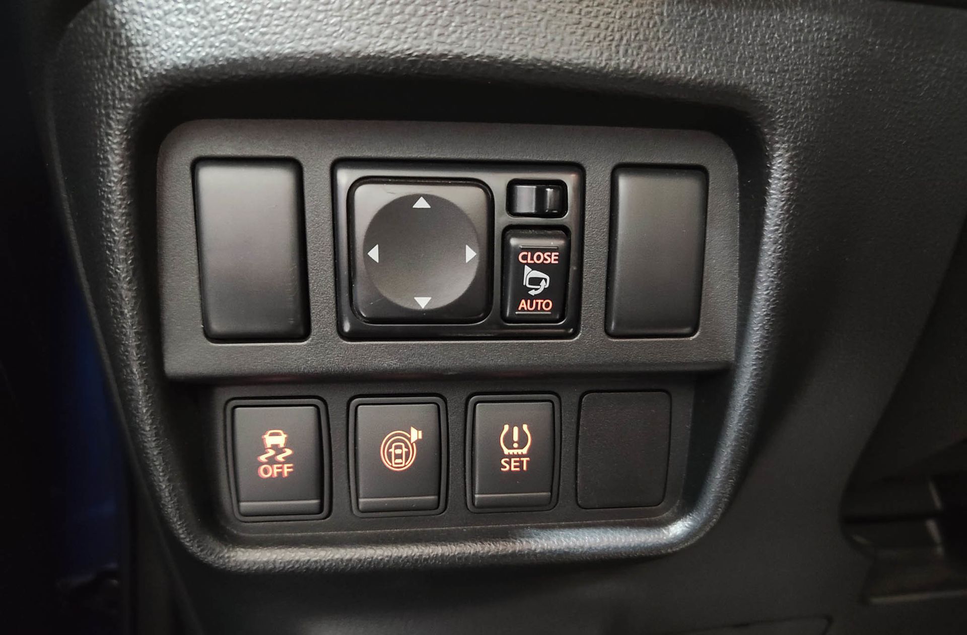 Nissan Juke G Tekna CVT - foto 27
