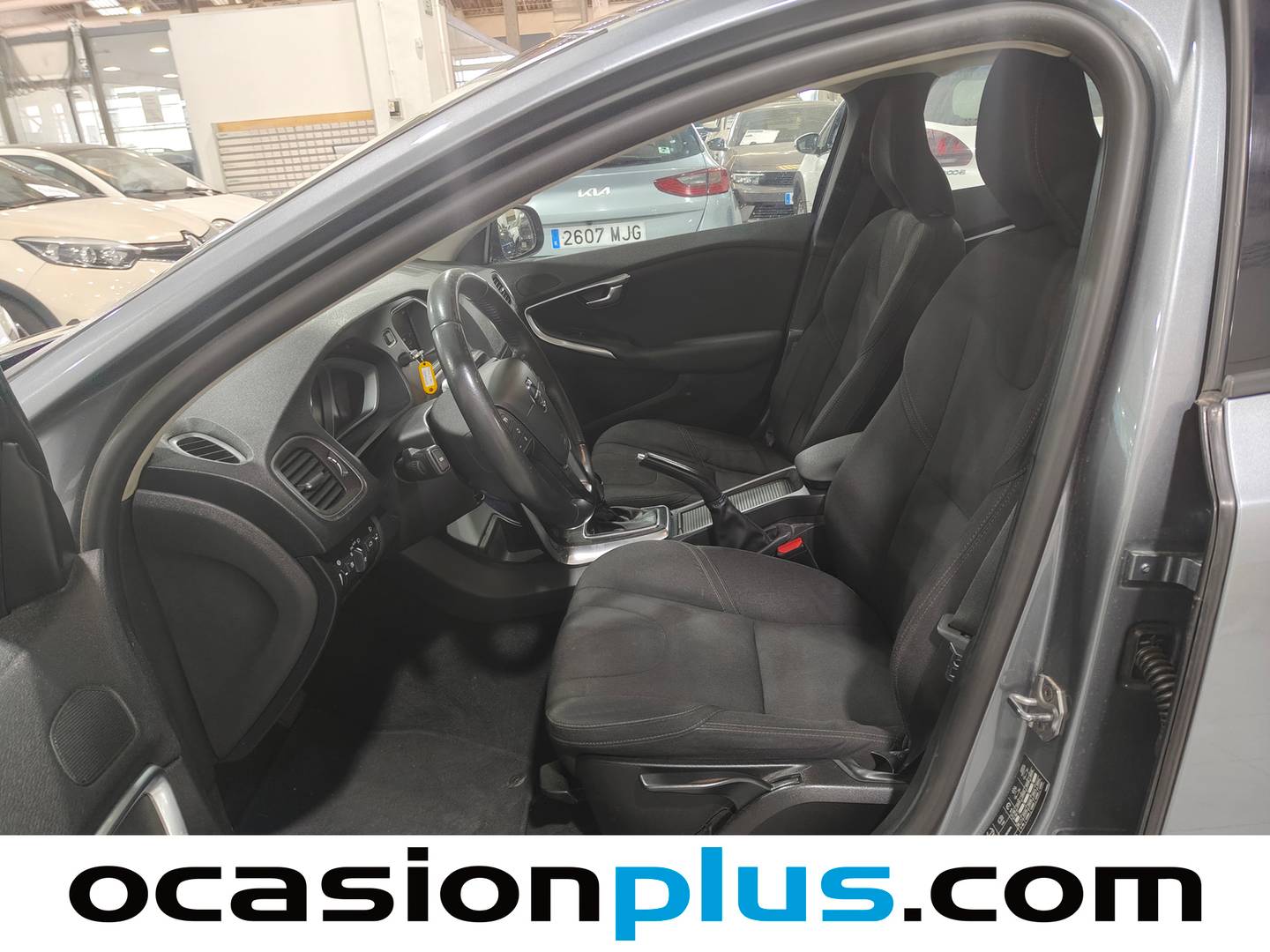 Foto asientos delanteros Volvo V40 Volvo V40 D2 Kinetic Auto (120 CV)