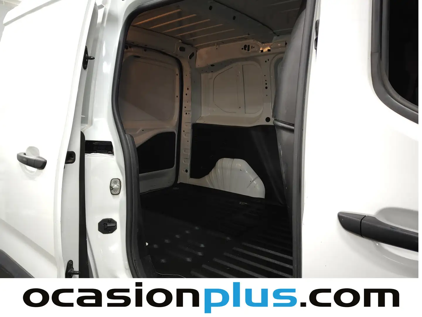 Foto Peugeot Partner Peugeot Partner Furgon BlueHDi 100 S&S Pro Standard 600kg (98 CV)