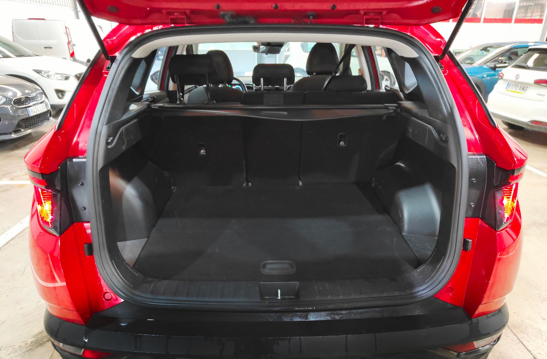 Hyundai Tucson 1.6 CRDi Maxx - foto 15