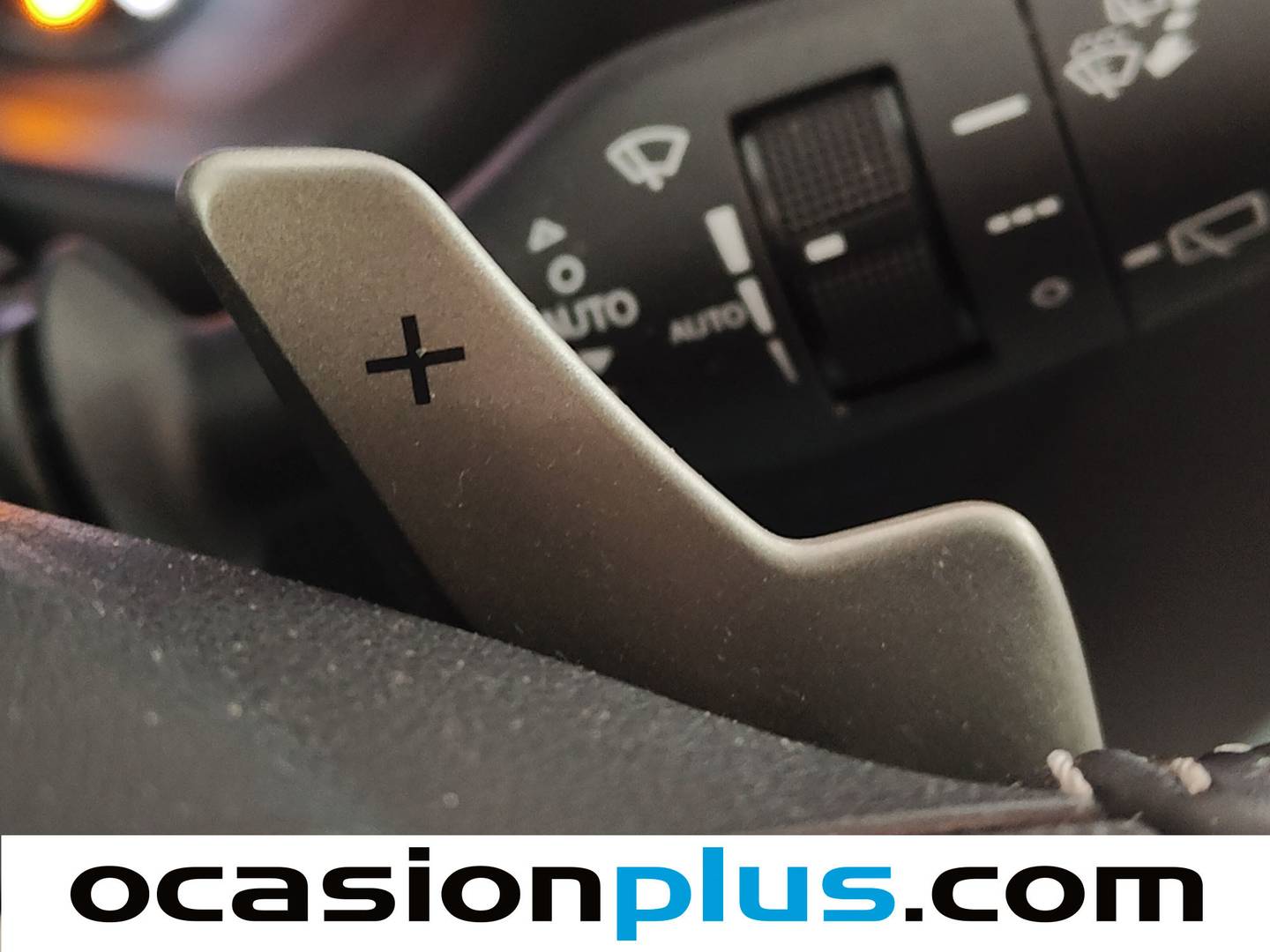 Lexus NX Lexus NX 300h Premium 2WD (197 CV) de segunda mano