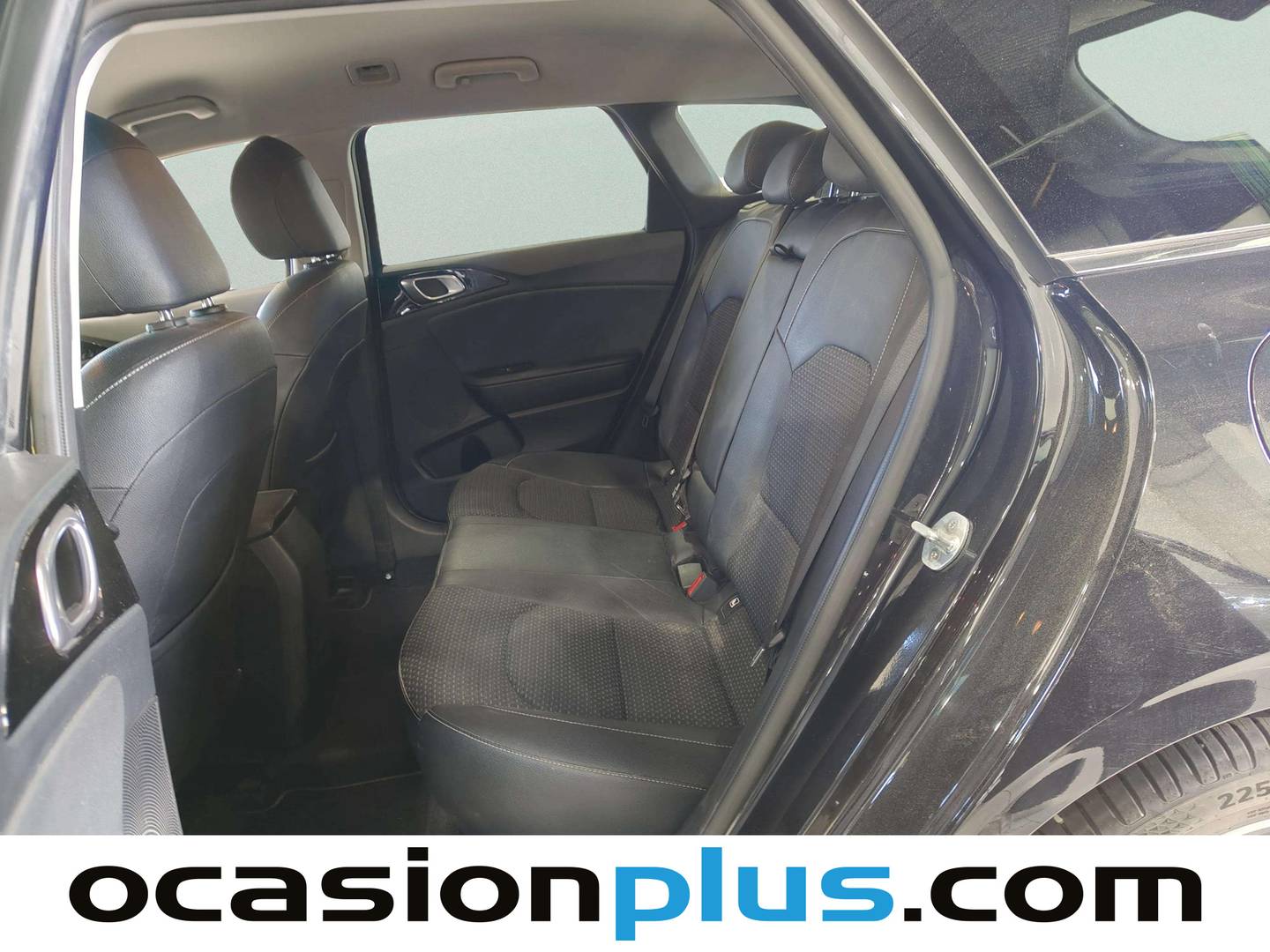 Foto asientos traseros KIA Ceed Tourer Kia Ceed Tourer 1.0 T-GDi Tech (120 CV)