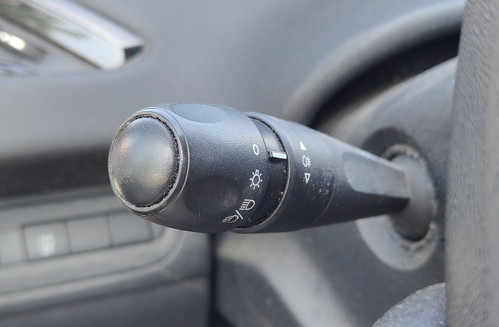 Peugeot 208 1.4 HDi Access - foto 19
