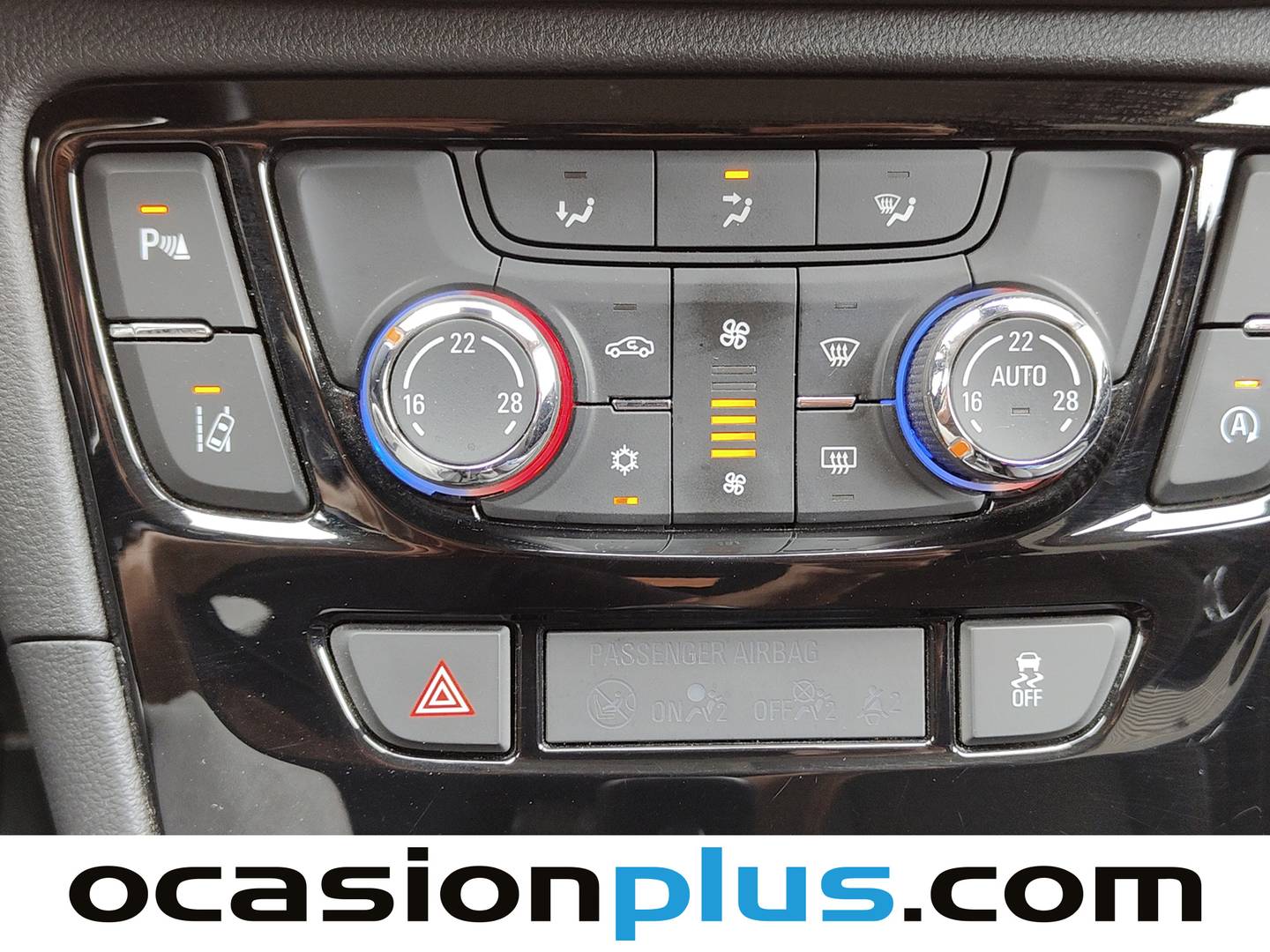 Foto Opel Mokka X Opel Mokka X 1.6 CDTi S&S Excellence 4X2 (136 CV)