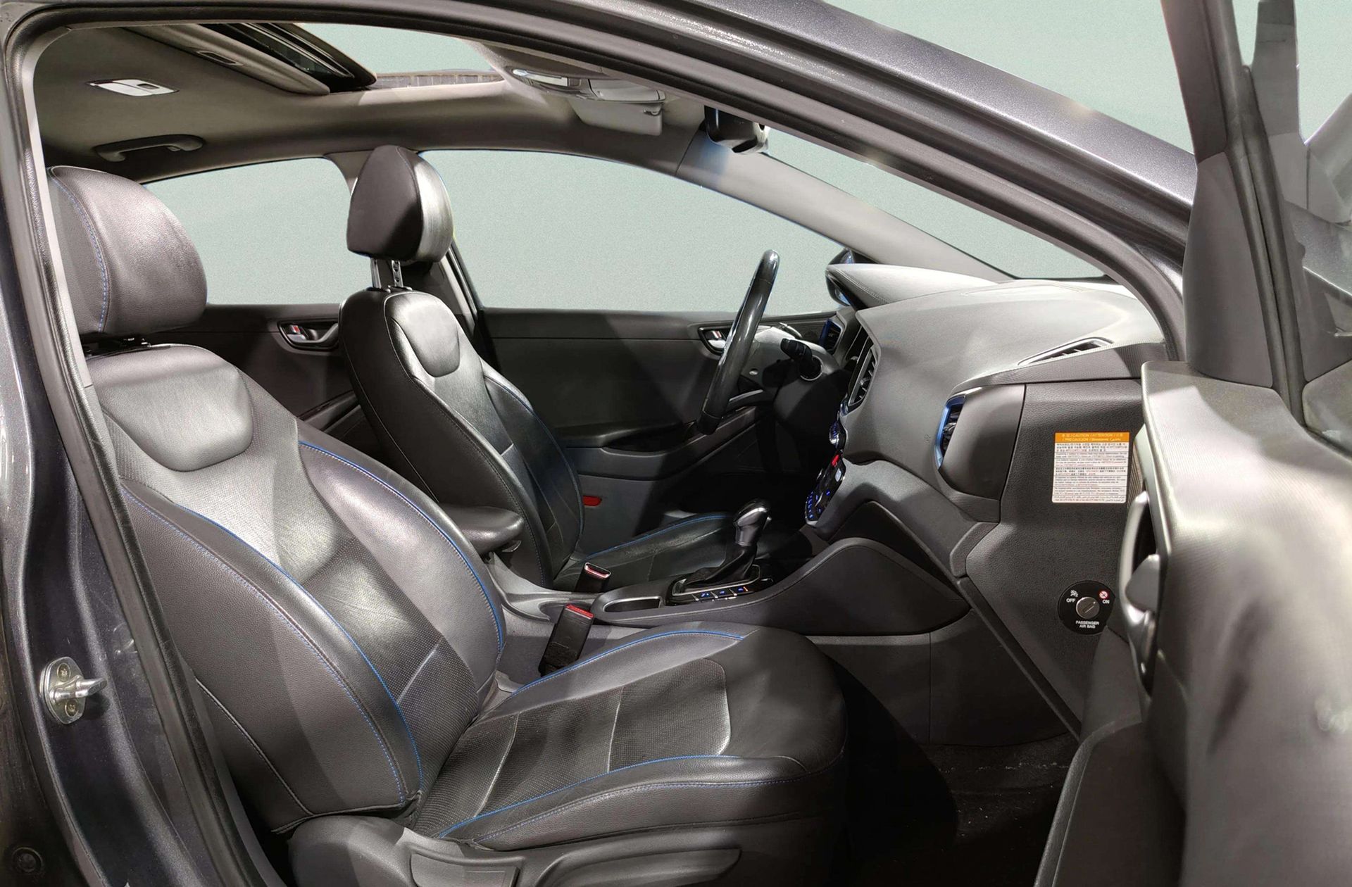 Hyundai Ioniq 1.6 GDI HEV Style DCT - foto 24