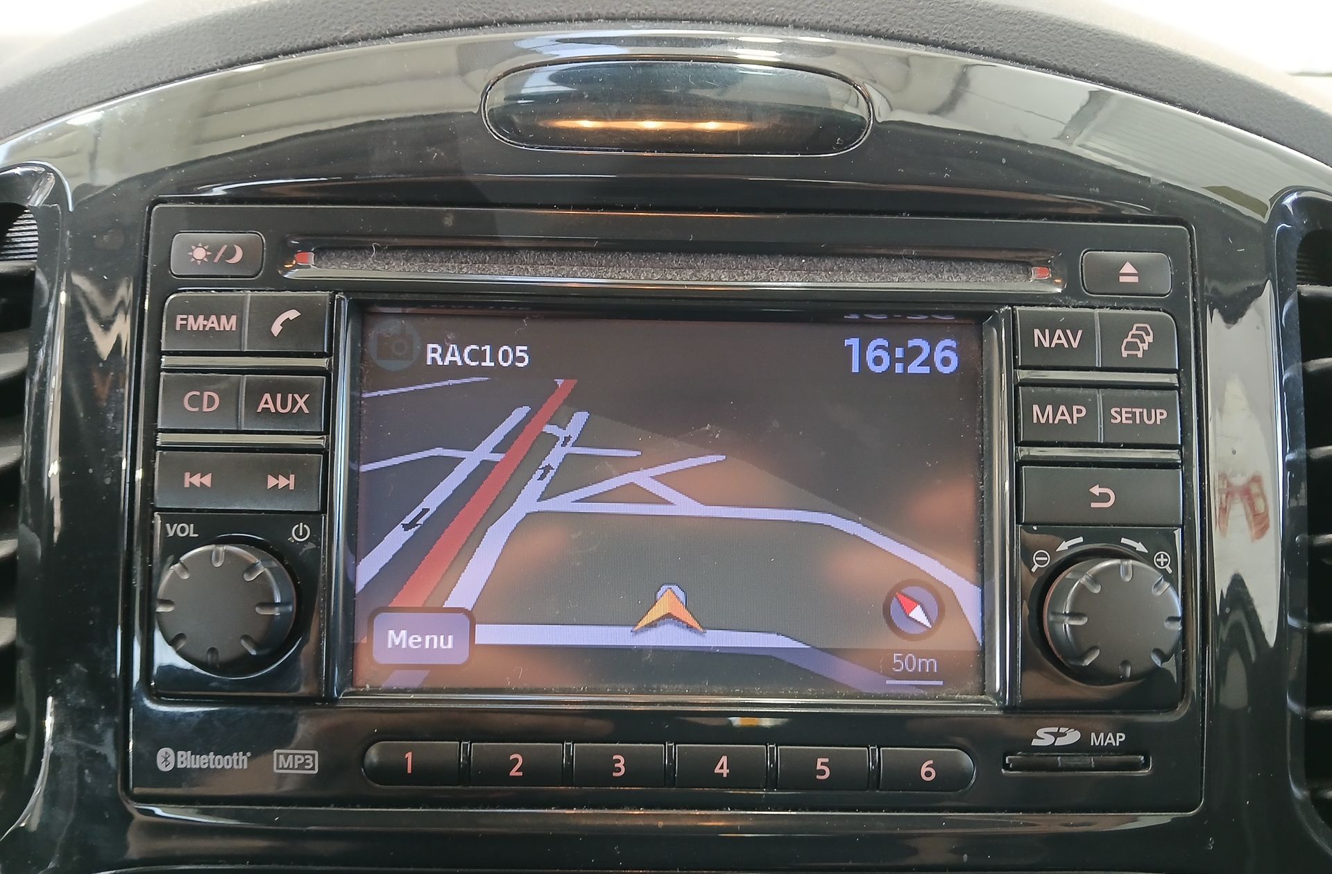 Nissan Juke 1.5 dCi Tekna Premium 4x2 - foto 7