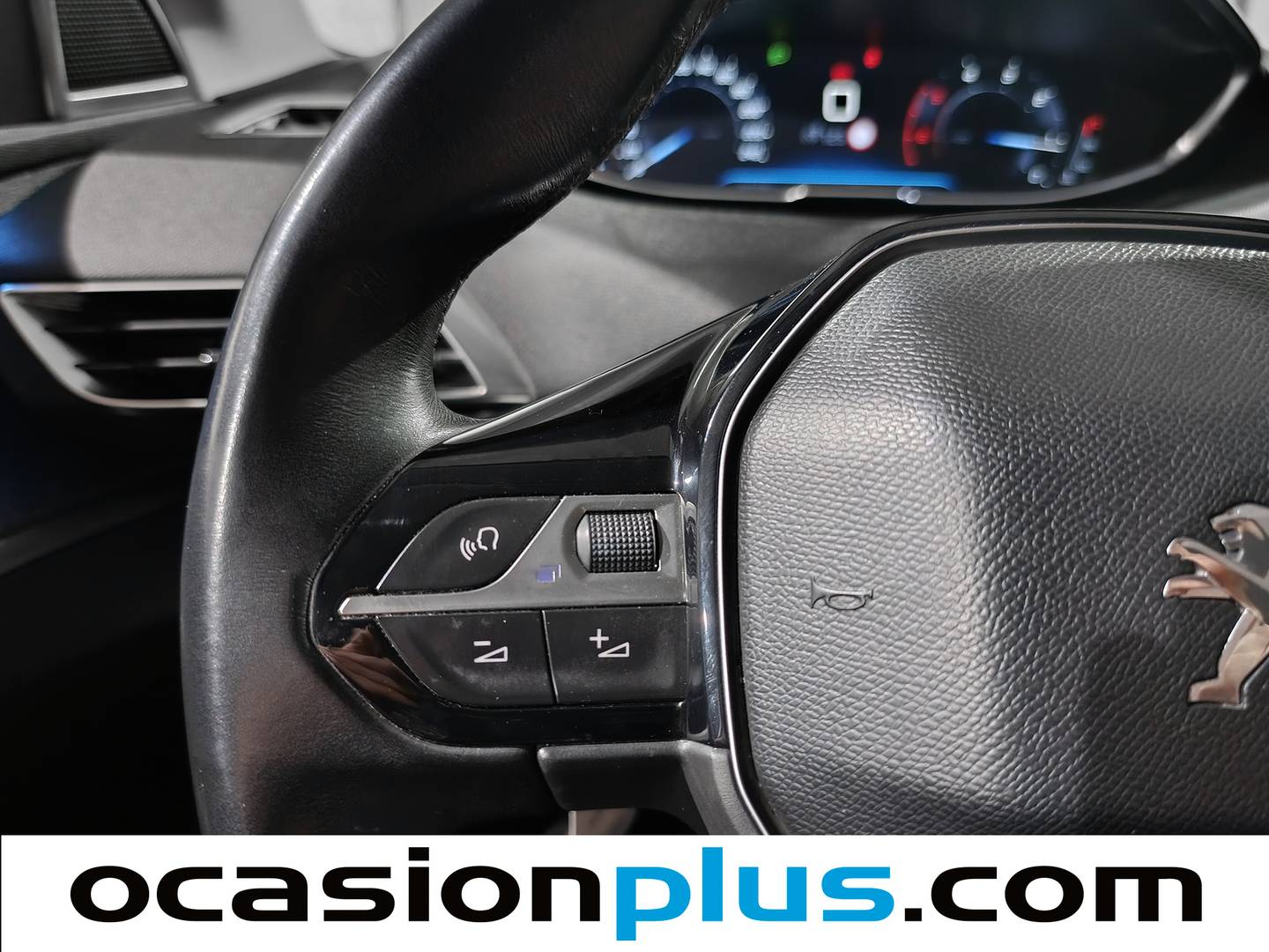 Foto Peugeot 3008 Peugeot 3008 BlueHDI 130 S&S Allure 96 kW (130 CV)