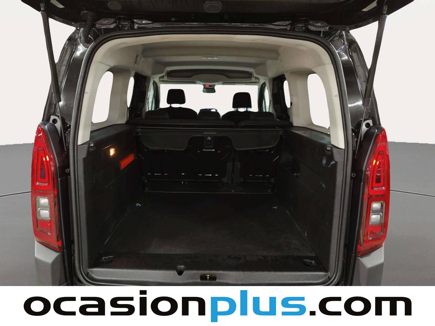 Foto Citroën Berlingo Citroen Berlingo BlueHDi 130 S&S Talla XL Plus  (130 CV)