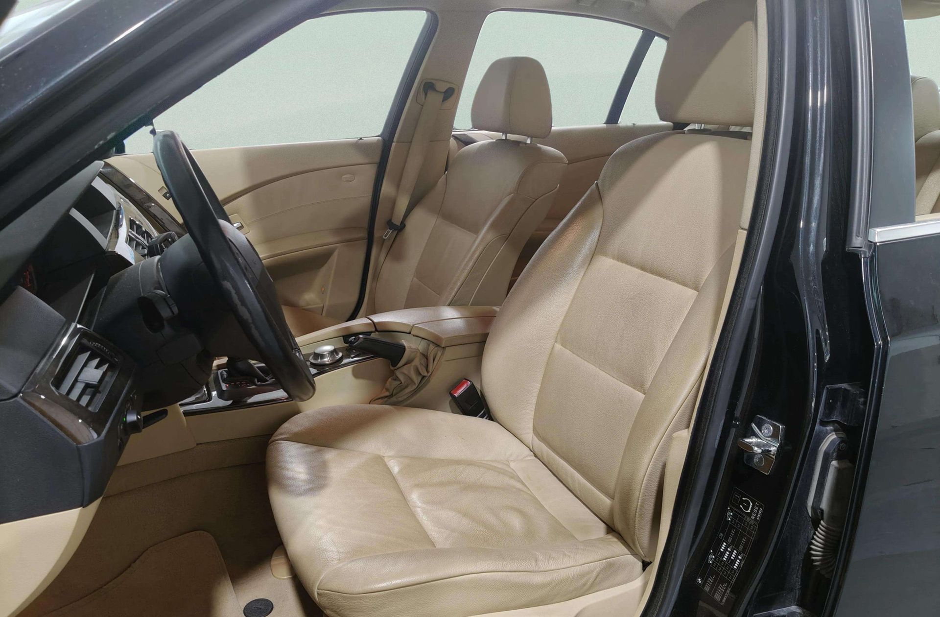 BMW Serie 5 525i - foto 8