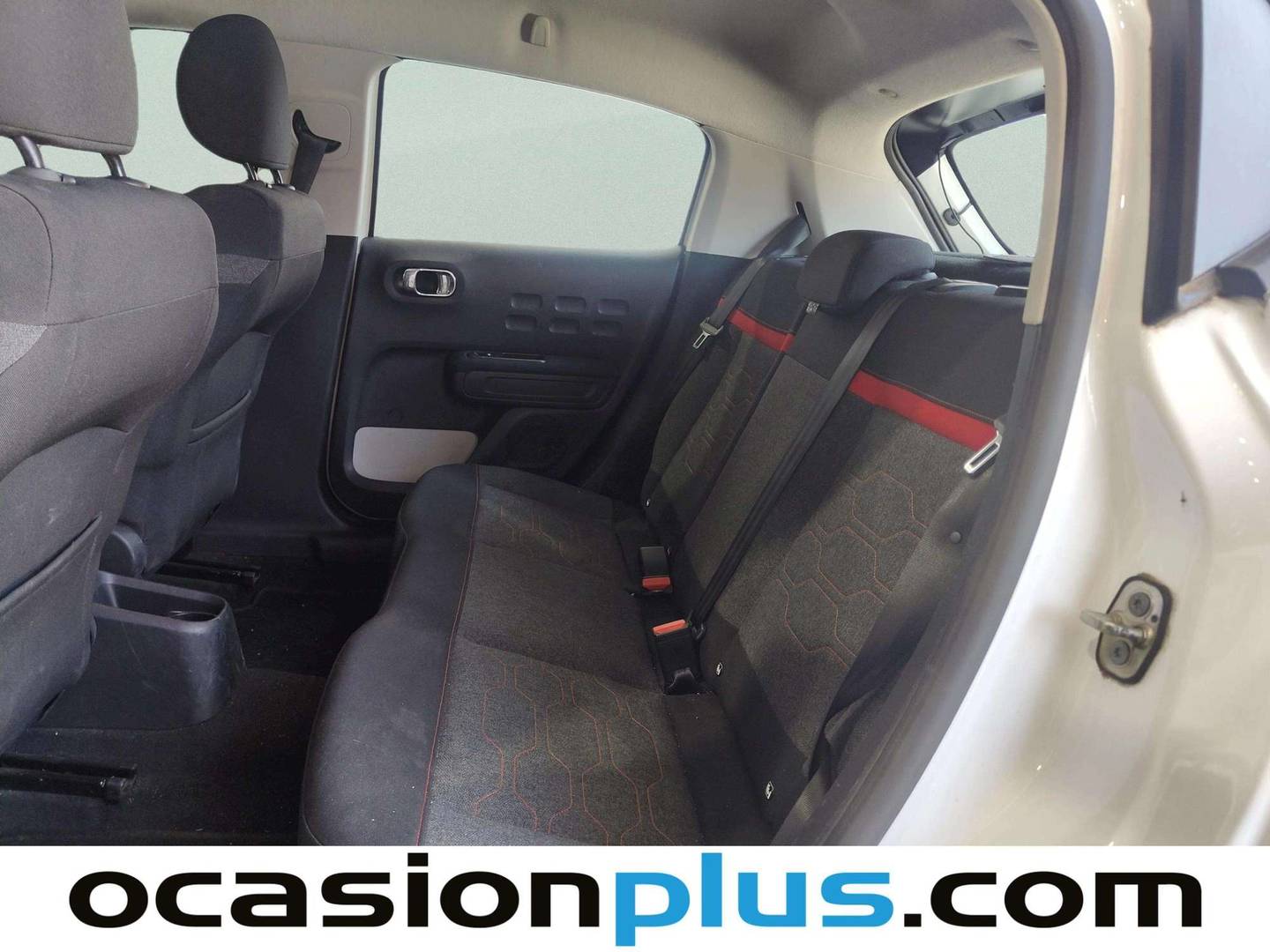 Foto asientos traseros Citroën C3 Citroën C3 PureTech 82 Feel (83 CV)