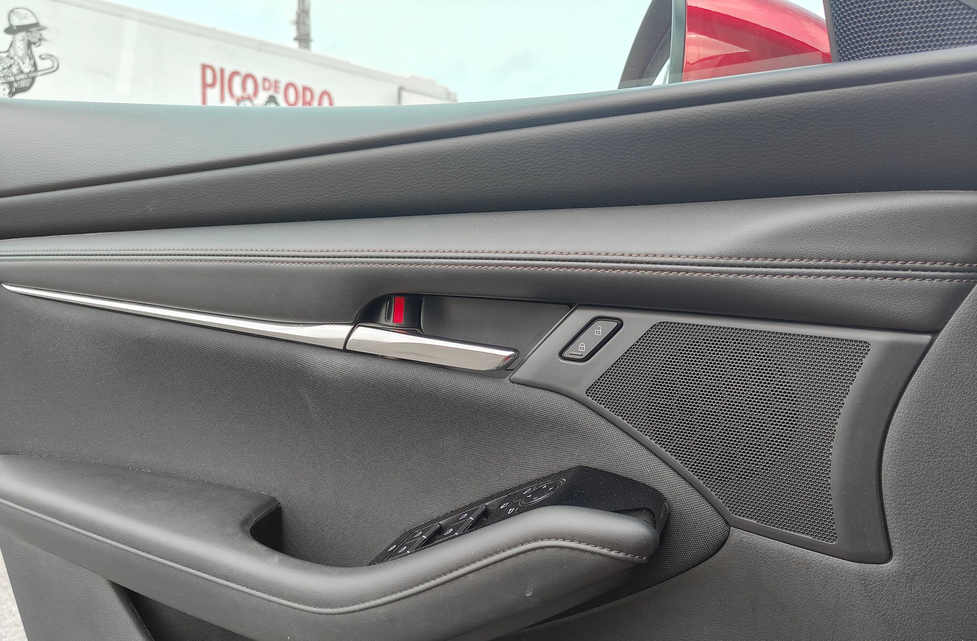 Mazda Mazda3 2.0 e-Skyactiv-G Evolution - foto 32