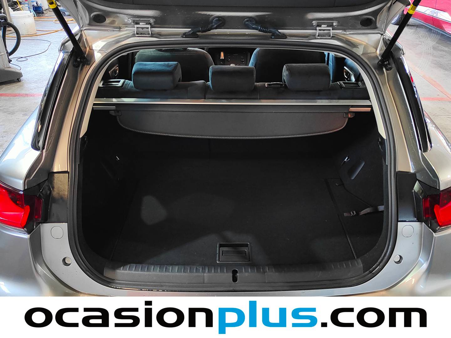 Foto Lexus CT Lexus CT 200h Business  (136 CV)