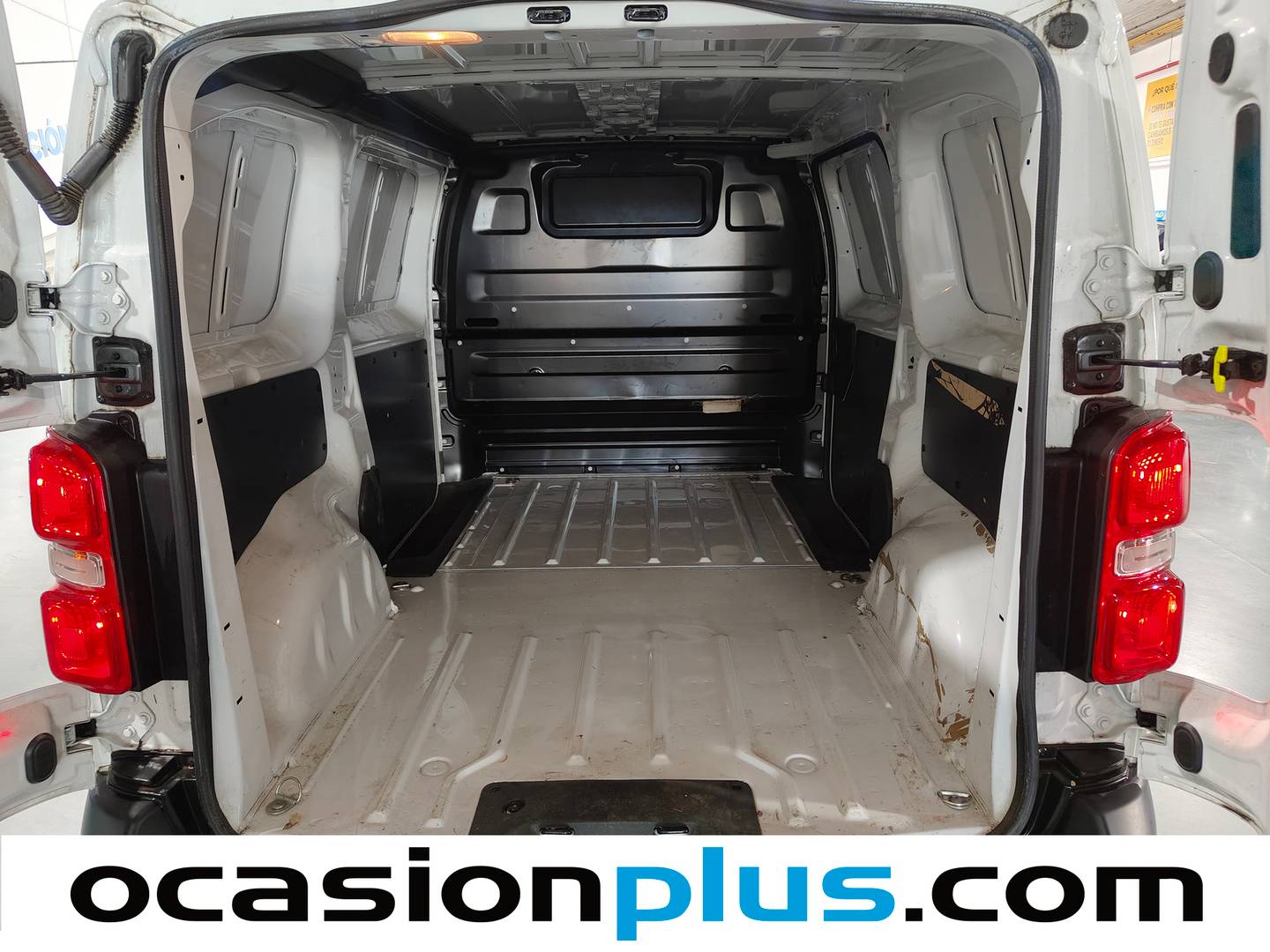 Foto asientos traseros Citroën Jumpy Citroen Jumpy Furgon BlueHDi 100 Talla M (102 CV)