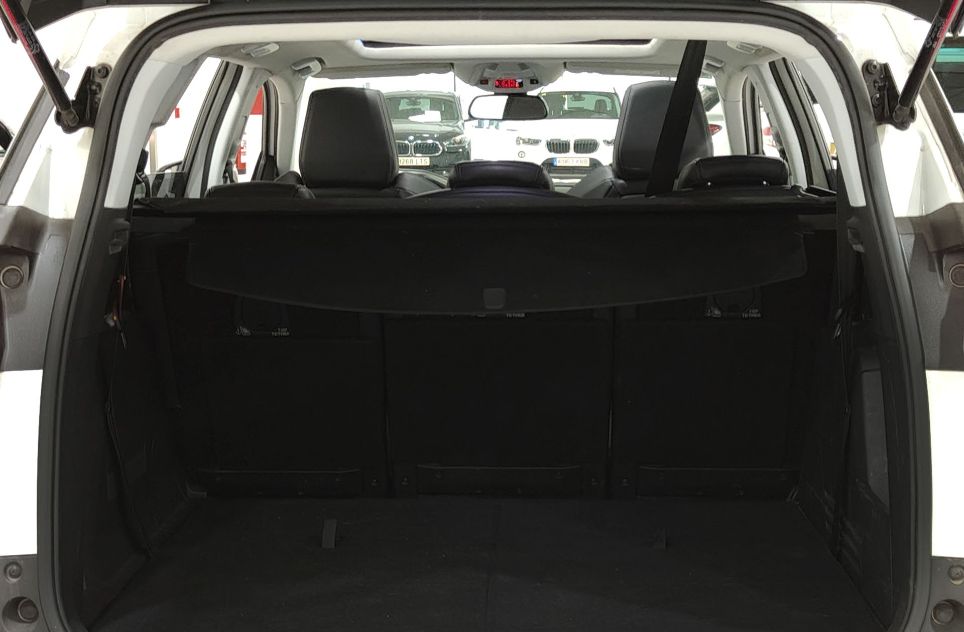 Peugeot 5008 PureTech 130 Allure 7 plazas - foto 18